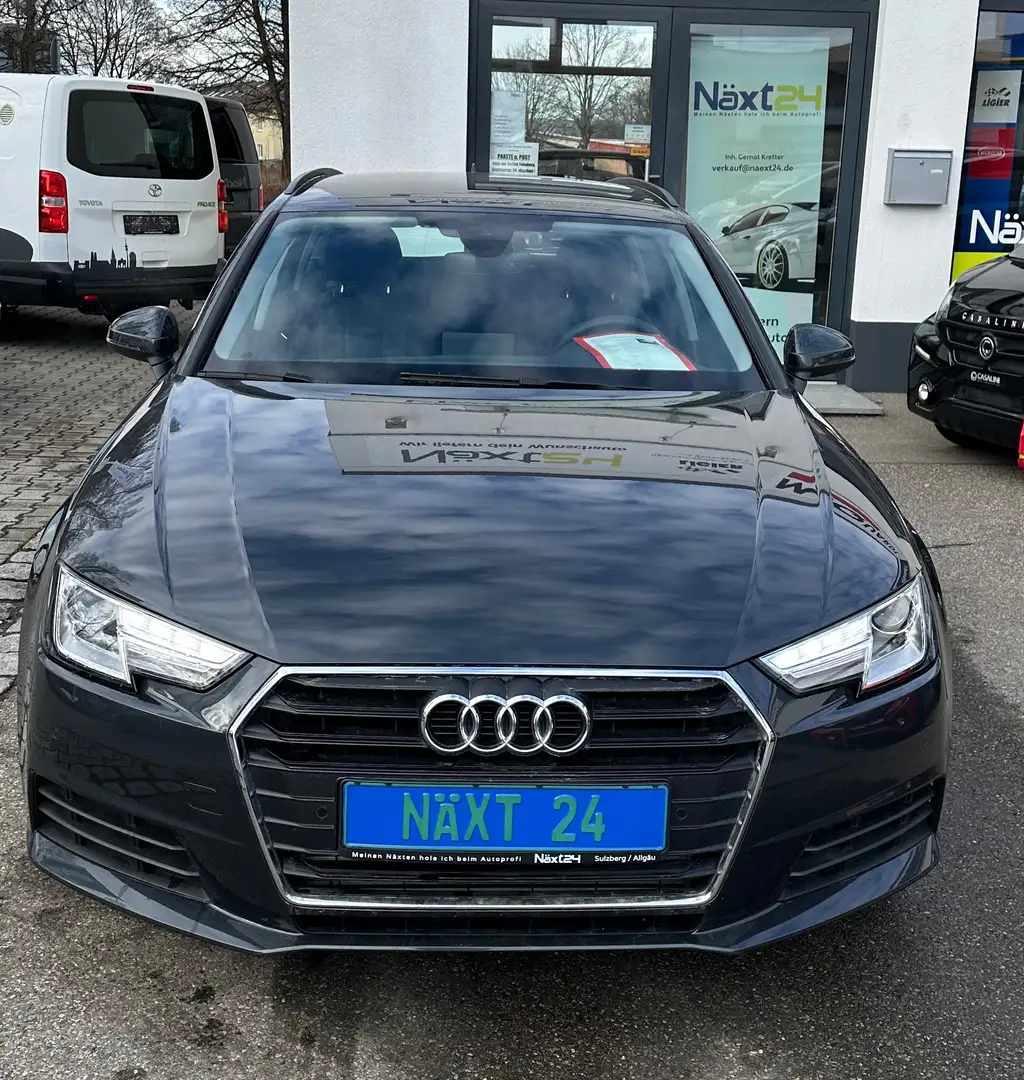 Audi A4 35 TFSI Grau - 1