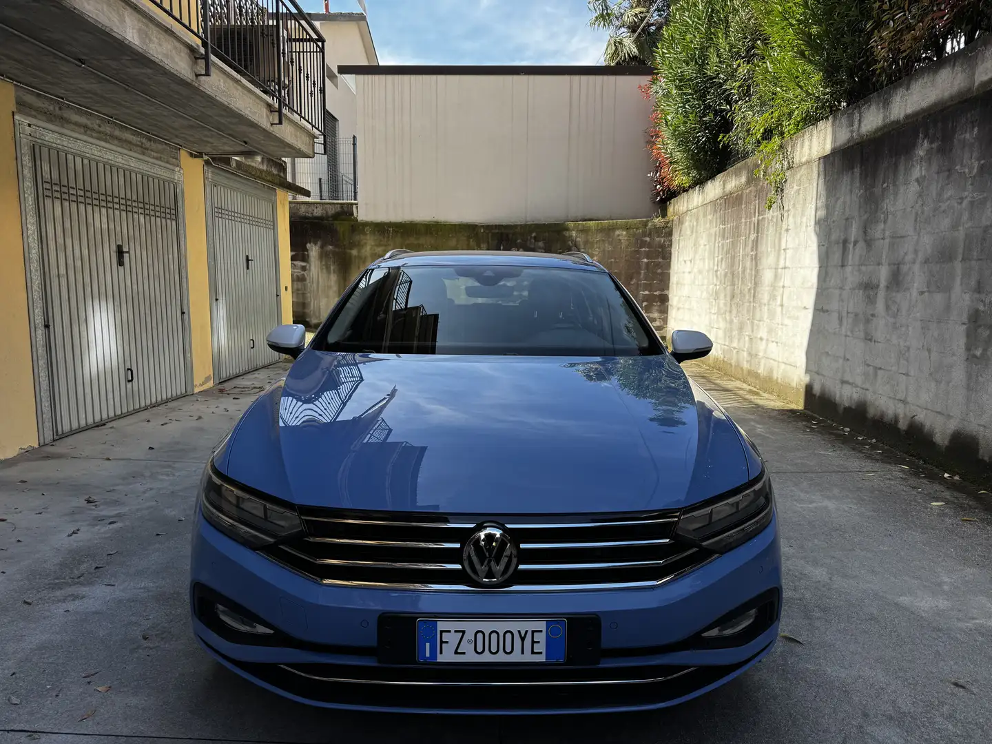 Volkswagen Passat Variant 2.0 TDI SCR DSG Highline - 1