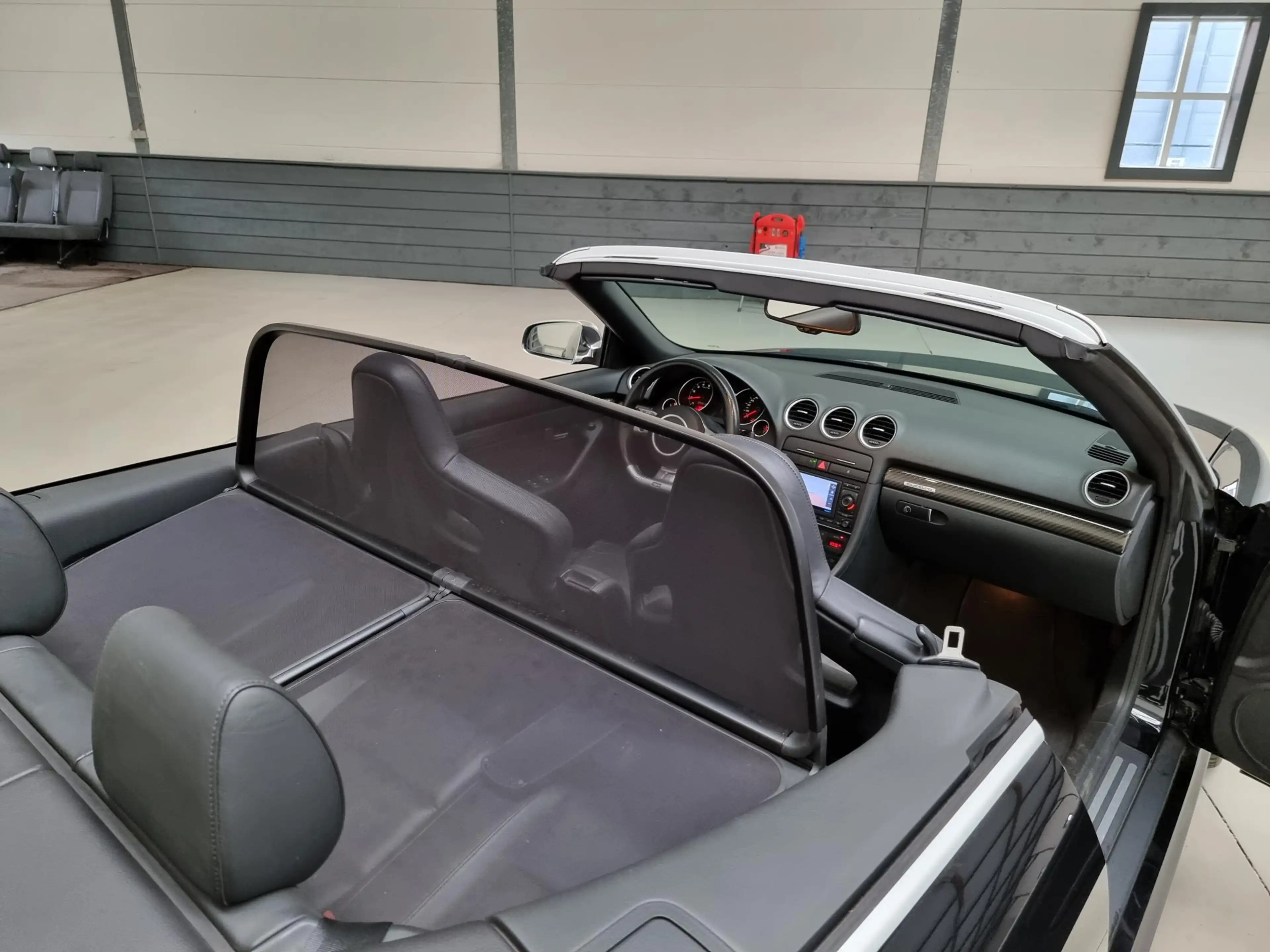 Audi RS4 Cabriolet 4.2 V8 RS 4 quattro Exclusive met schaal — photo 17