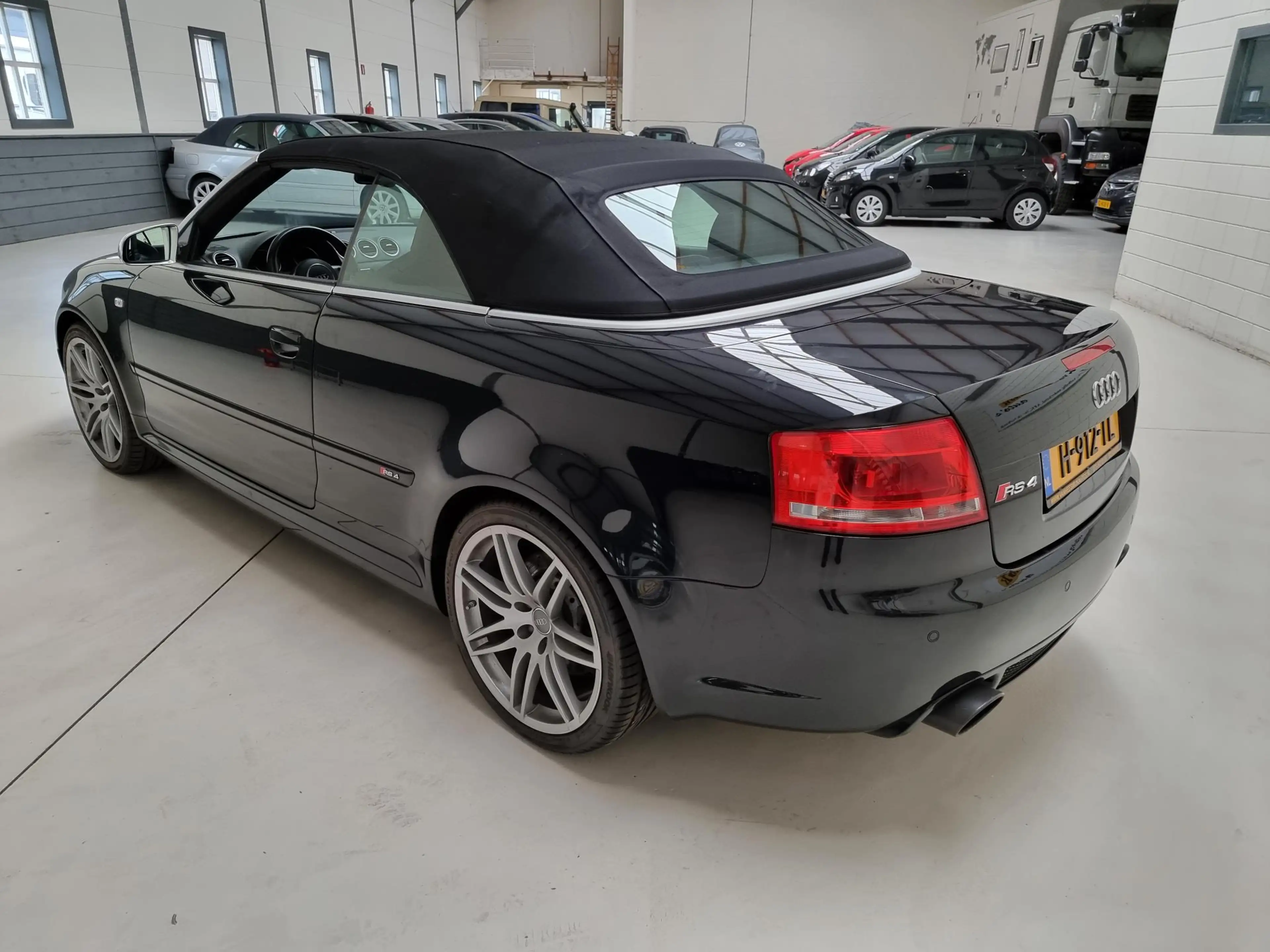 Audi RS4 Cabriolet 4.2 V8 RS 4 quattro Exclusive met schaal — photo 5