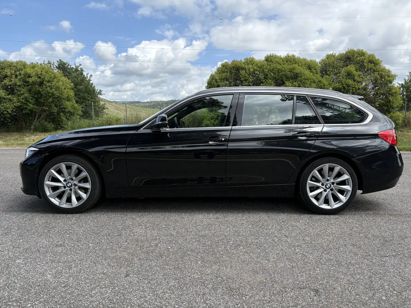BMW 330 330 xd Touring Modern - 2