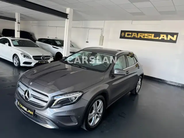 Mercedes-Benz Gla view 4