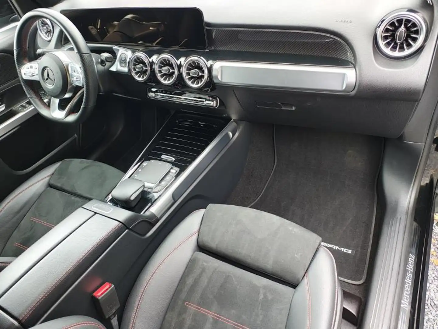 Mercedes-Benz GLB 200 AMG Line / AHK / Xpel Schwarz - 2