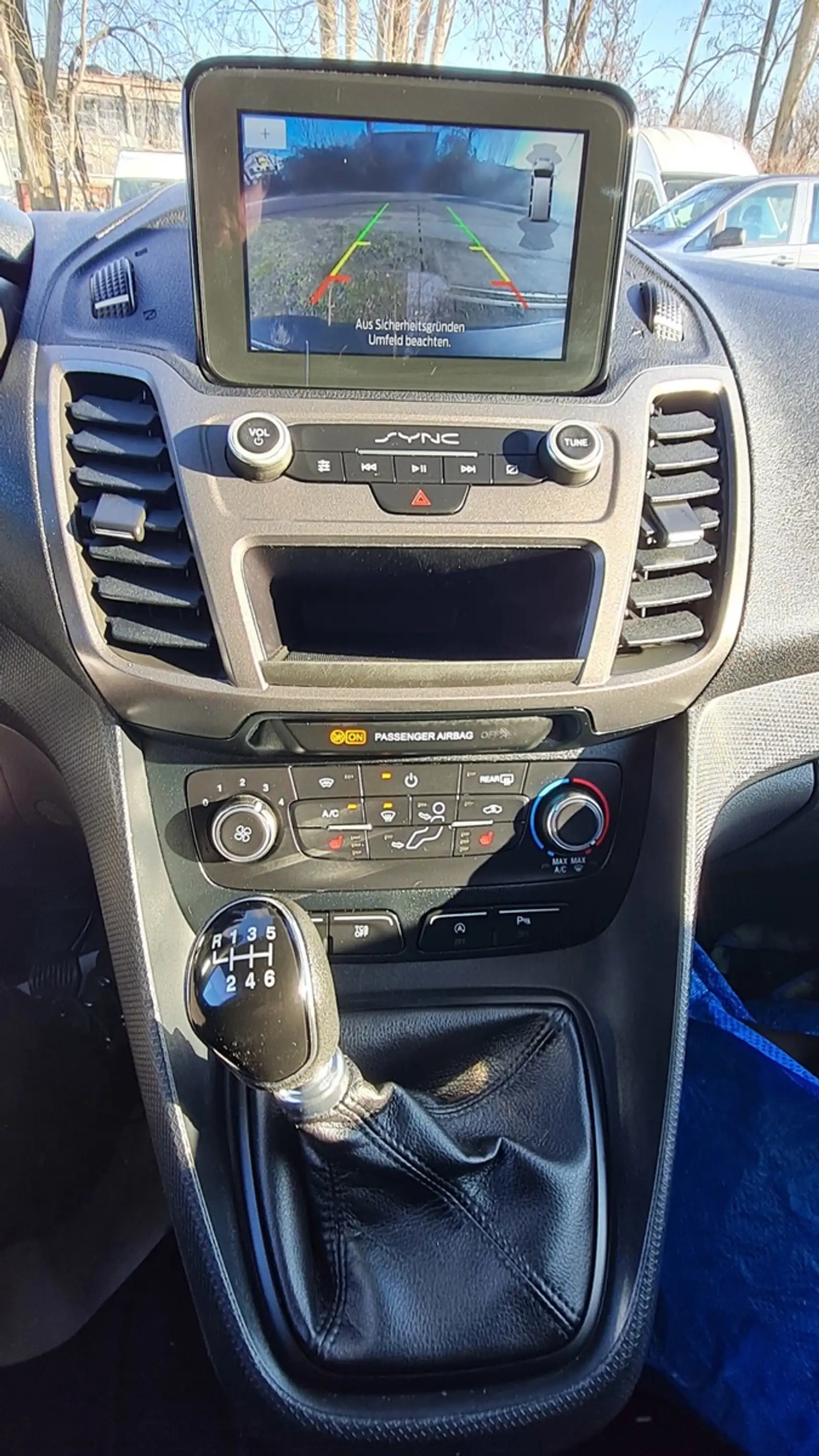 Ford Transit Connect 1.5 ECO BLUE + LANG+ KLIMA +1.HD — photo 10