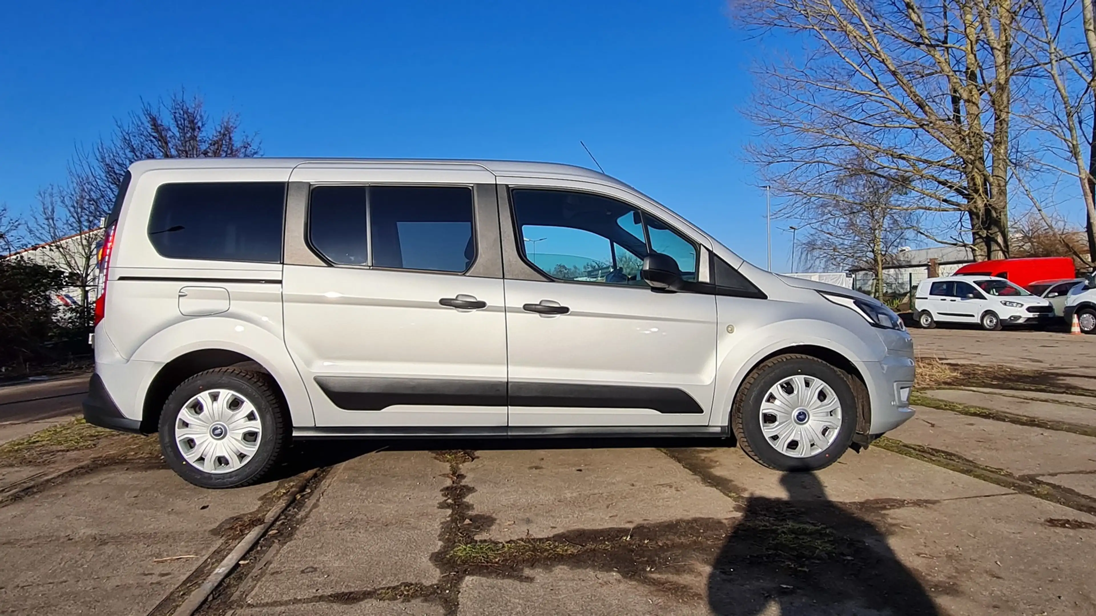 Ford Transit Connect 1.5 ECO BLUE + LANG+ KLIMA +1.HD — photo 5