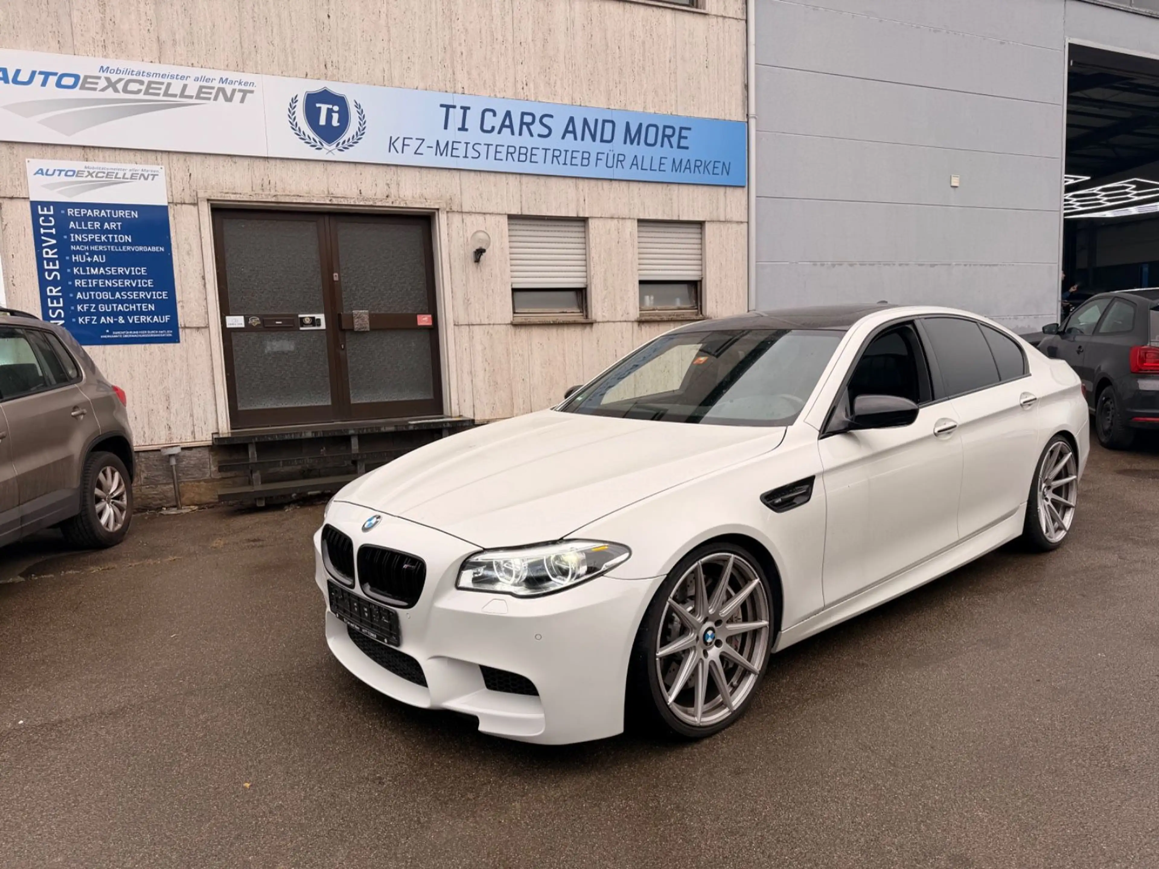 BMW M5 F10 Sternehimmel 21 Zoll DKG HEAD UP — photo 2