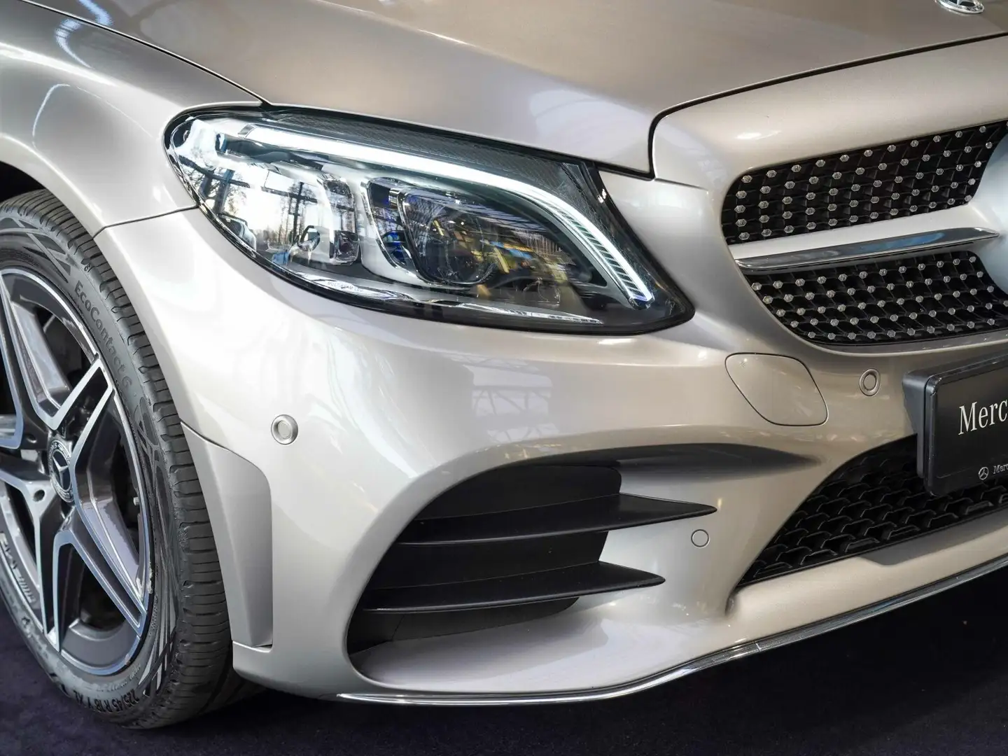 Mercedes-Benz C 300 C 300 4M Cabrio AMG Line Leder mojave MULTIBEAM Silber - 2