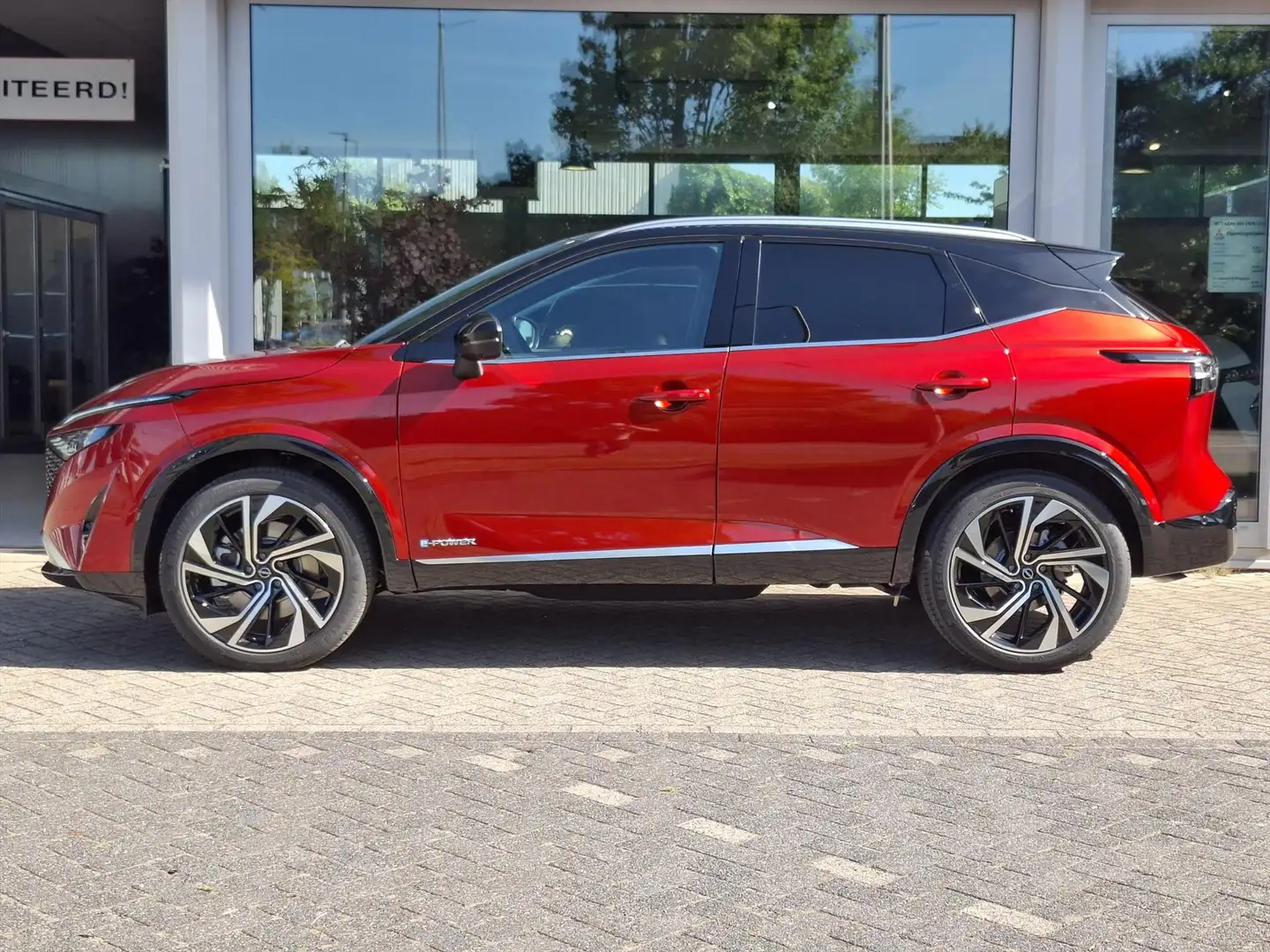 Nissan Qashqai E-power 190pk Tekna Plus | NIEUW | Leder | Panoram Rood - 2