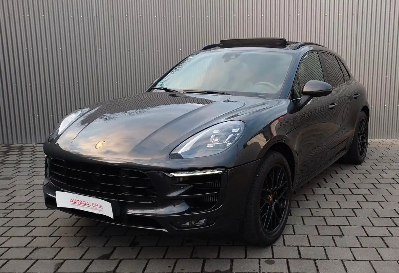 Porsche Macan GTS 21" Felgen Pano Sitzlüft. Kamera ACC Grau - 1