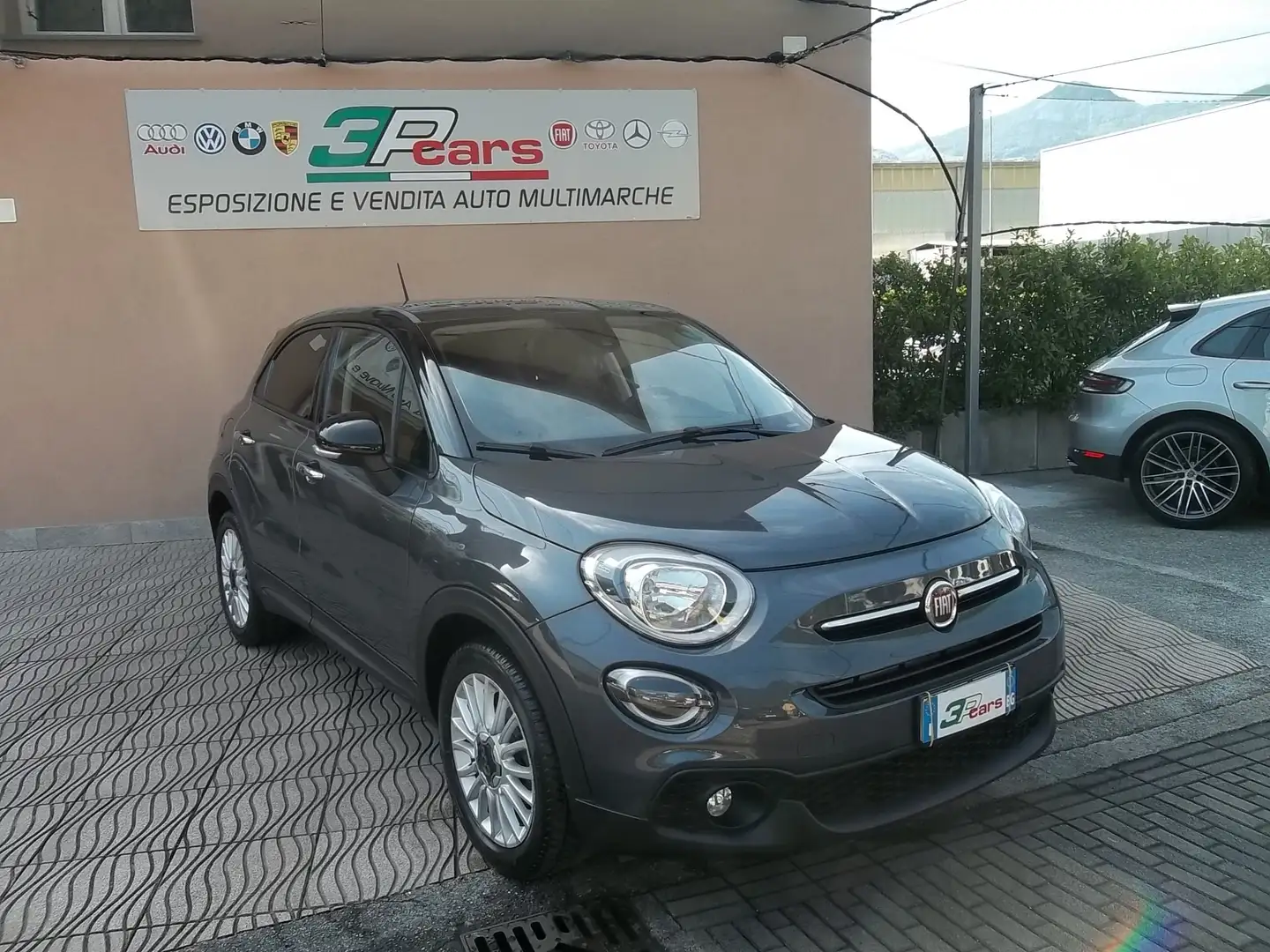 Fiat 500X EU6 NEO.PAT1.3 mjt Connect 95cv Grijs - 1