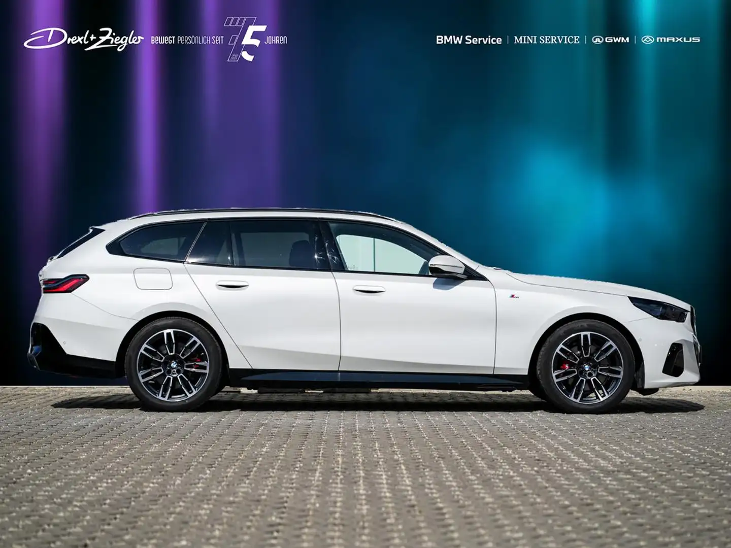 BMW 520 d xDrive Touring M Sport PRO AHK ACC LiCoProf Wit - 2