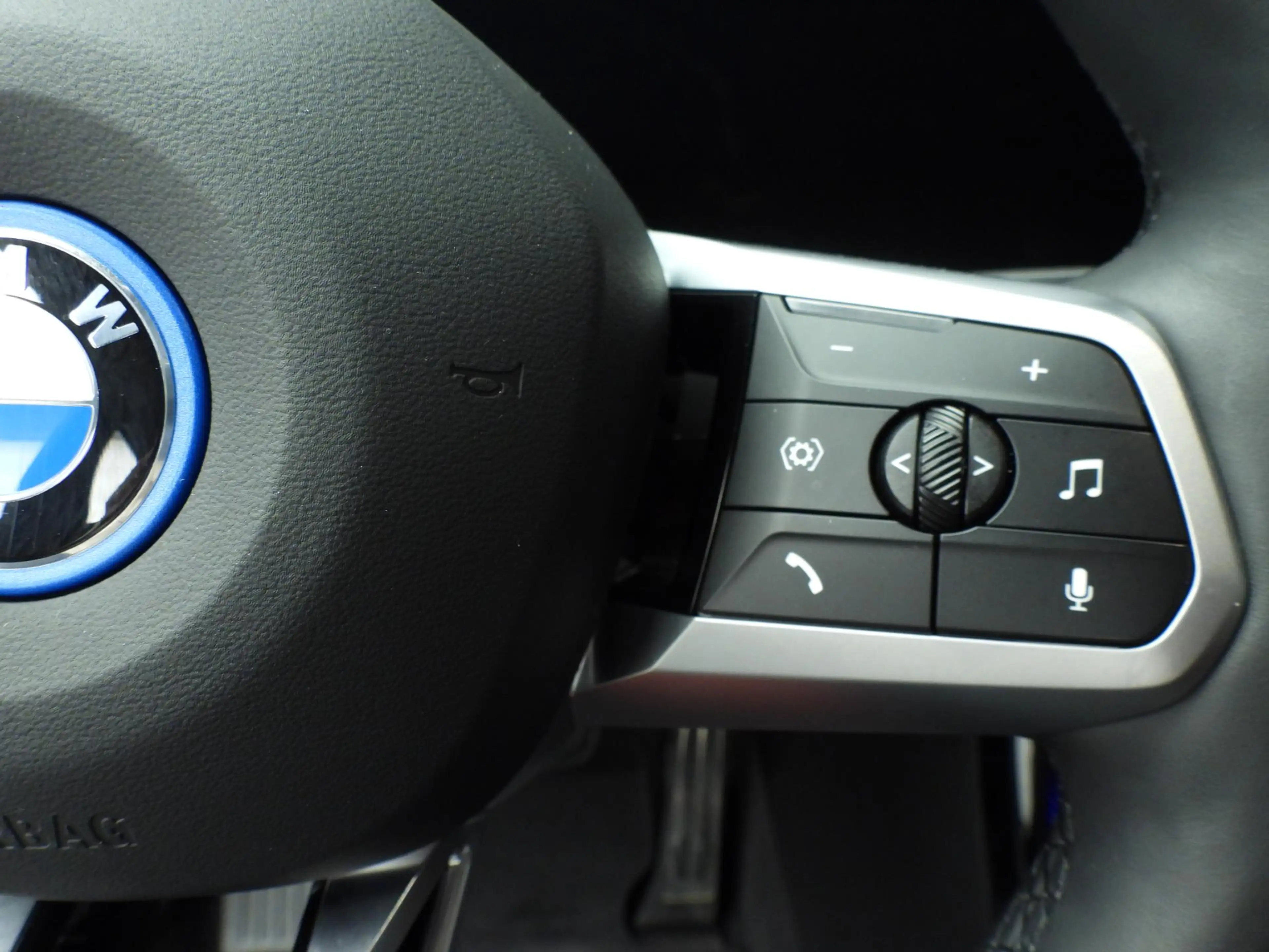 BMW iX2 eDrive20 | M-Sportpakket | LED | Navigatie | Sport — photo 15