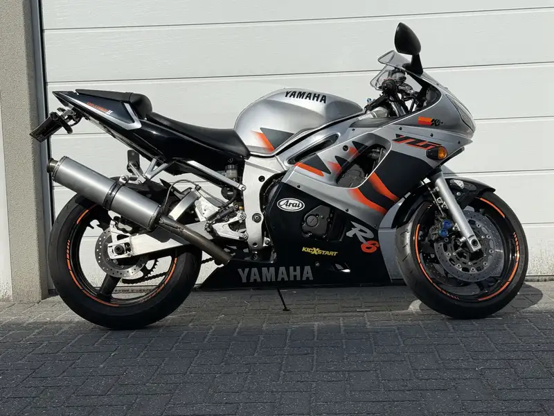 Yamaha YZF-R6 - foto 4