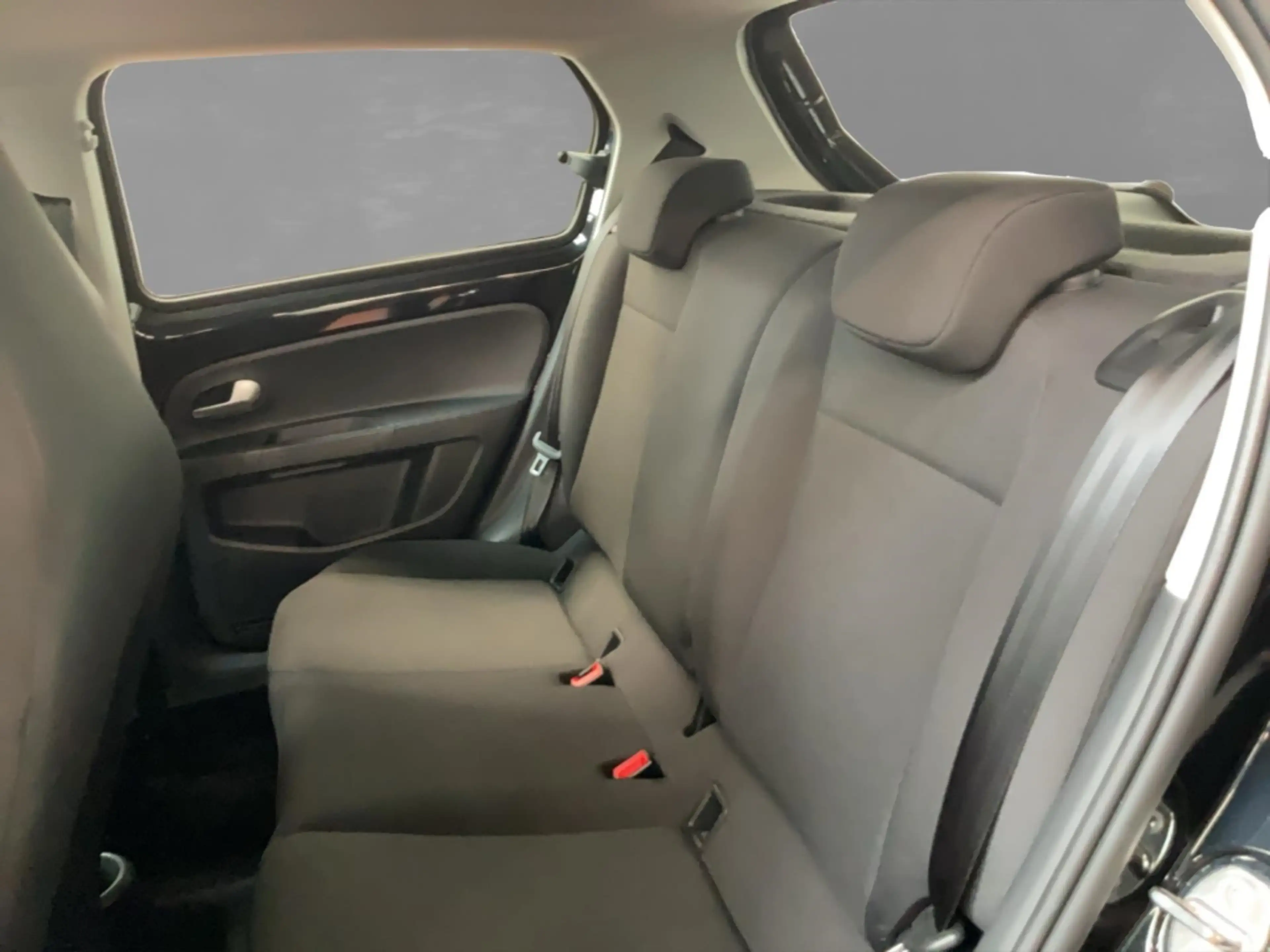 Volkswagen up! 1.0 move Bluetooth ESP MFA Klima Sitzh. — photo 13