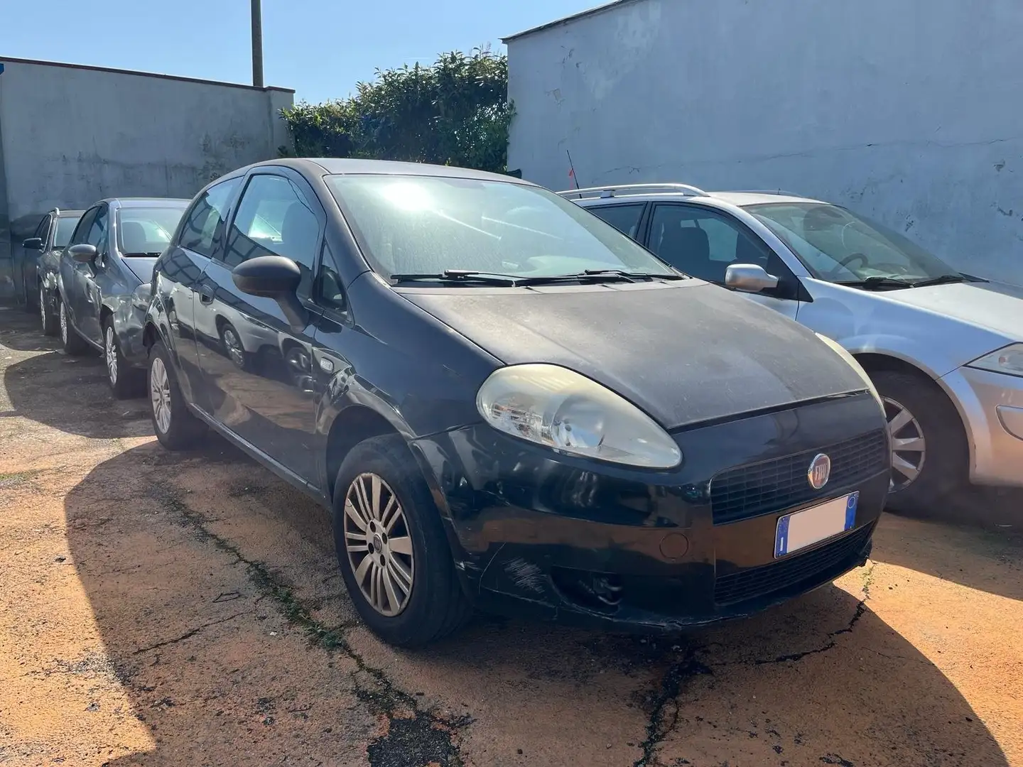 Fiat Punto 3p 1.2 *BOMBOLE VALIDE FINO AL 2026* Чорний - 1