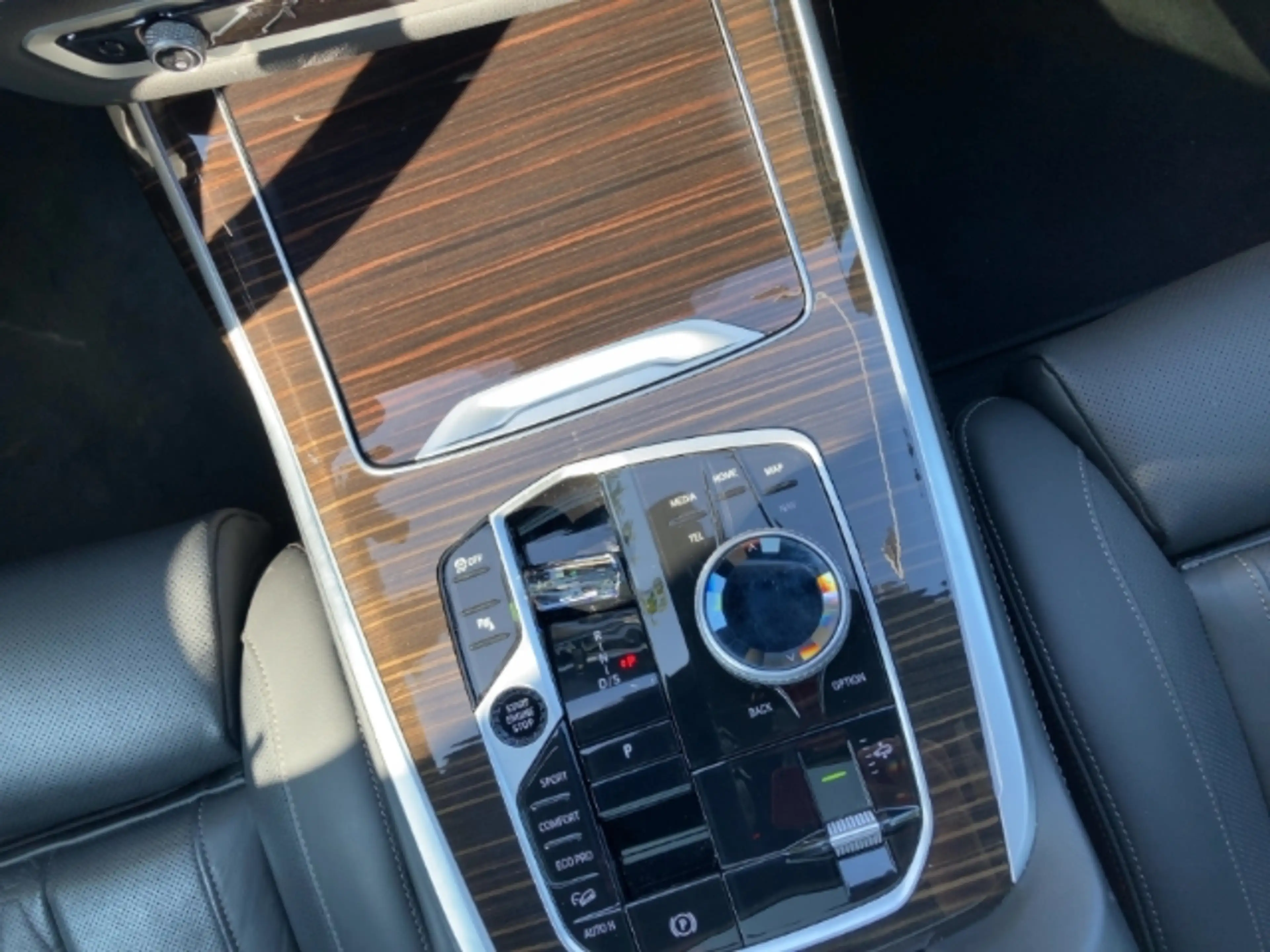 BMW X7 xDrive 40d Sportpaket Luftfederung AD Niveau AHK-e — photo 11