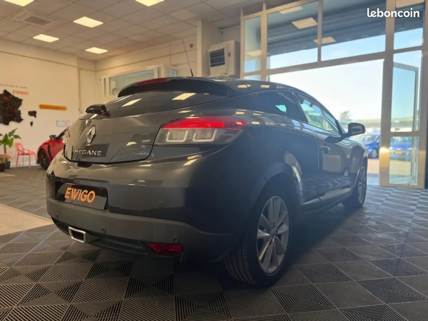 Renault Megane Mégane COUPE 2.0L DCI 160ch DYNAMIQUE Siège Electr Gris - 2