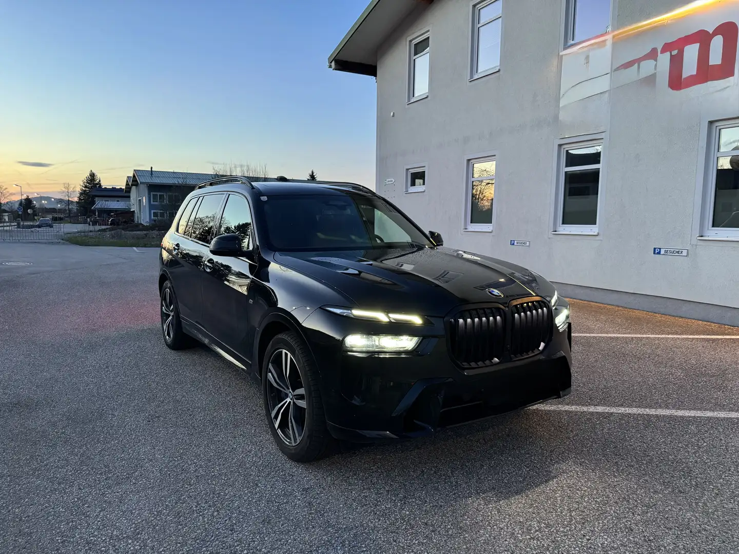 BMW X7 xDrive40d *M-Sportpaket Pro  *Integral-Akti Schwarz - 2