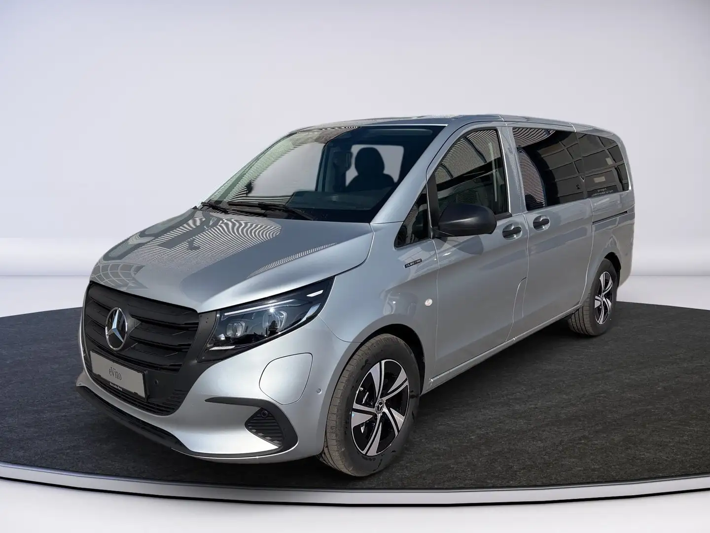 Mercedes-Benz Vito e 129 Tourer Silber - 2