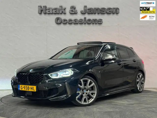 BMW 135 1-serie M135i xDrive High Executive Panoramadak Ke