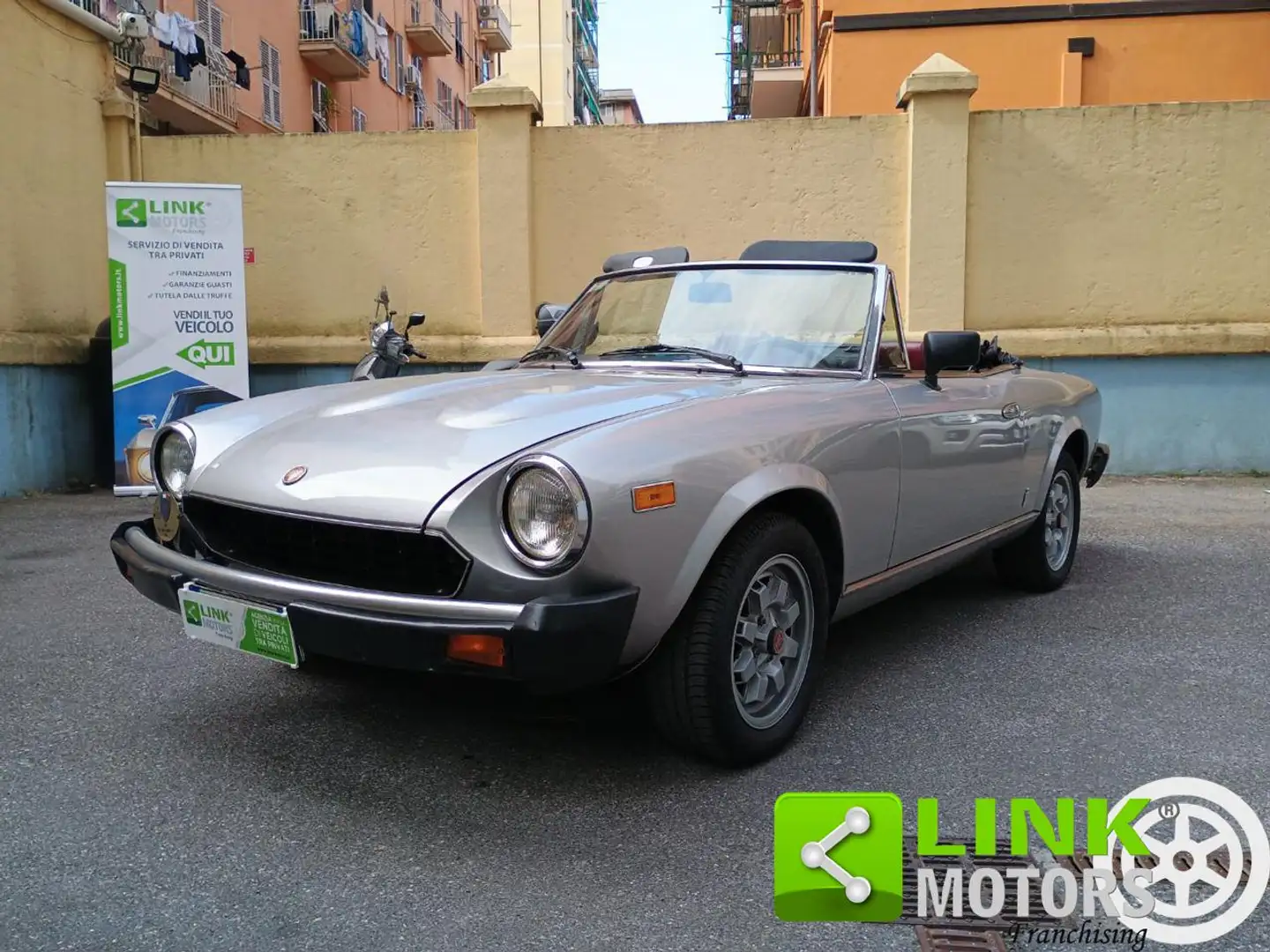 Fiat 124 Spider 2000 I.e. America Targa OroAsi Argent - 1