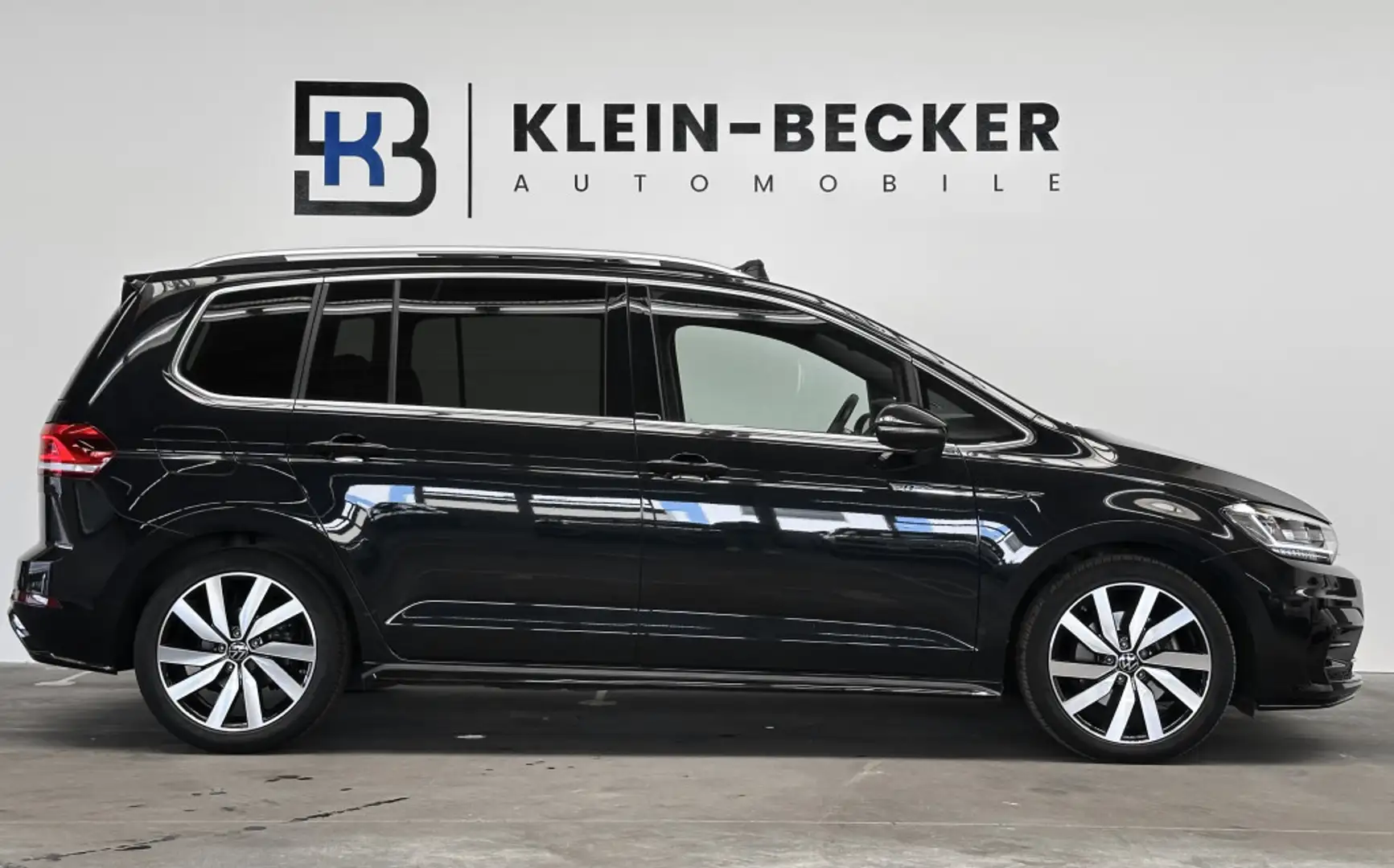 Volkswagen Touran 3x R-Line Highline *Virtual*Pano*Dyn*ACC* Schwarz - 2