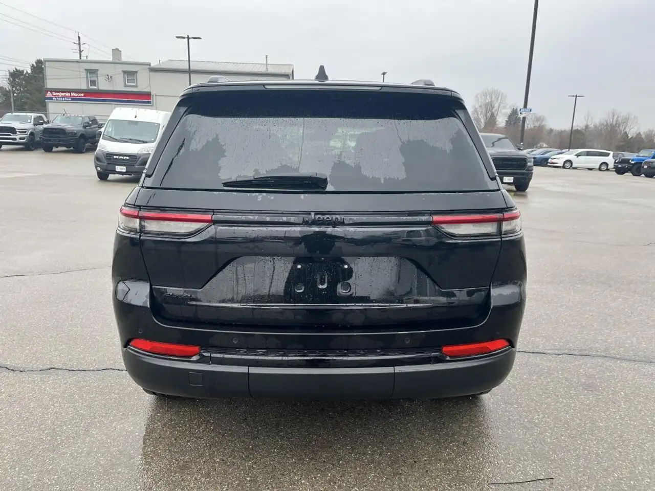 Jeep Grand Cherokee снимка Jeep Grand Cherokee