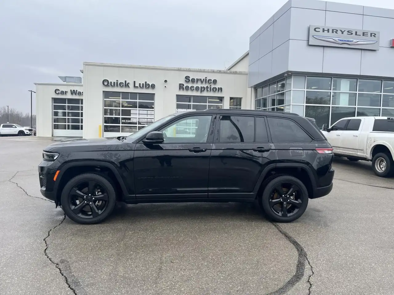 Jeep Grand Cherokee снимка Jeep Grand Cherokee