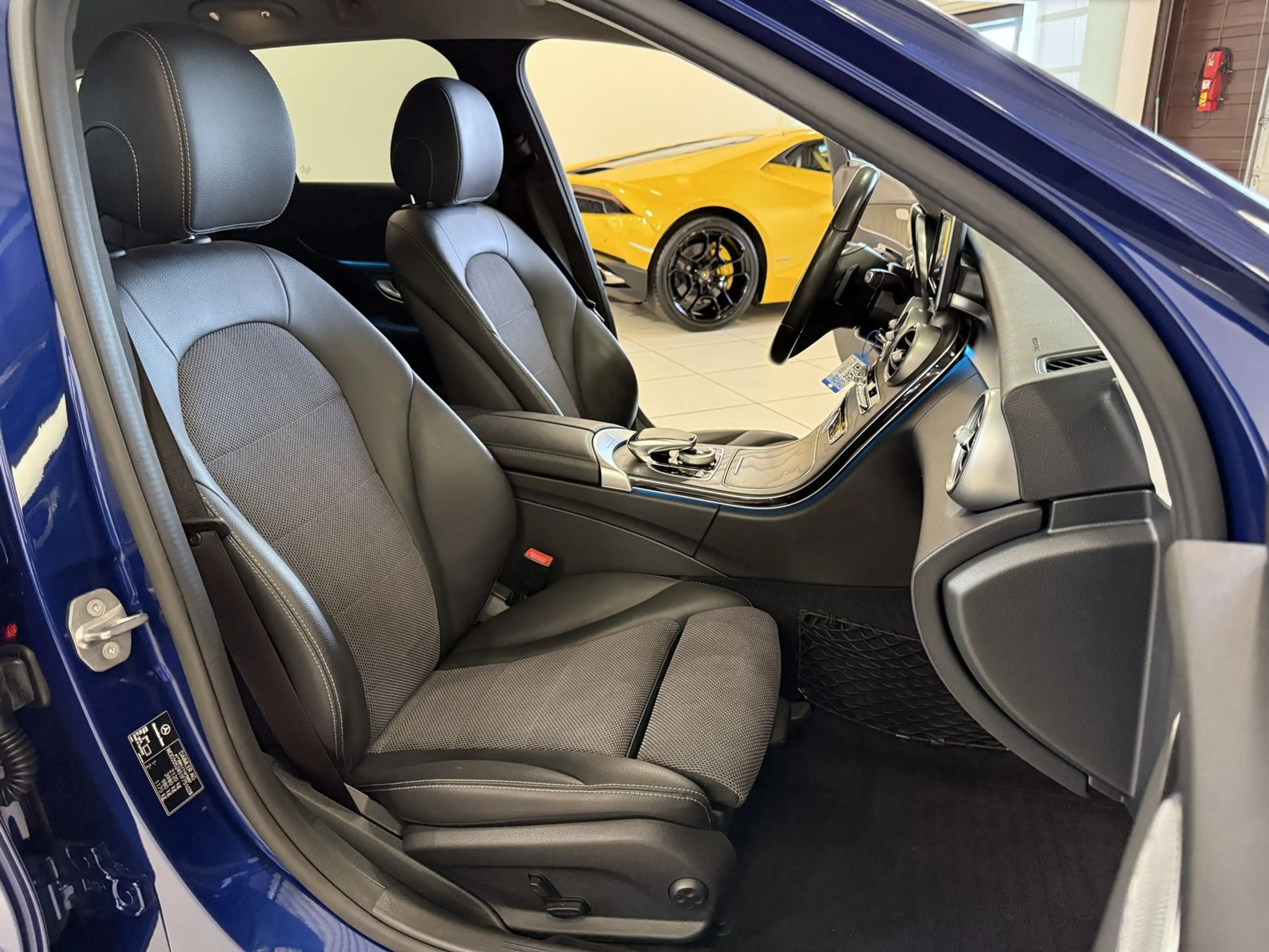 Mercedes-Benz C 250 CGI Avantgarde *2.Hand-Night-Burmester-AHK — photo 8
