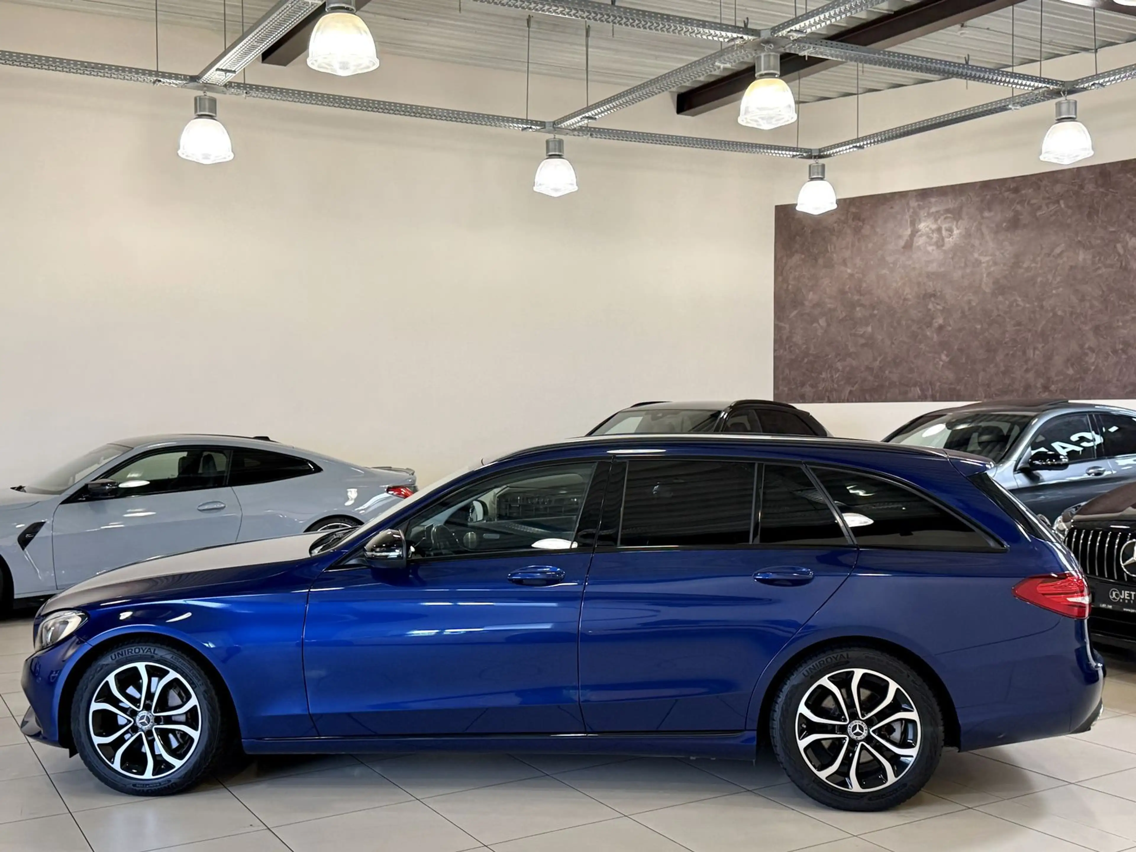 Mercedes-Benz C 250 CGI Avantgarde *2.Hand-Night-Burmester-AHK — photo 3