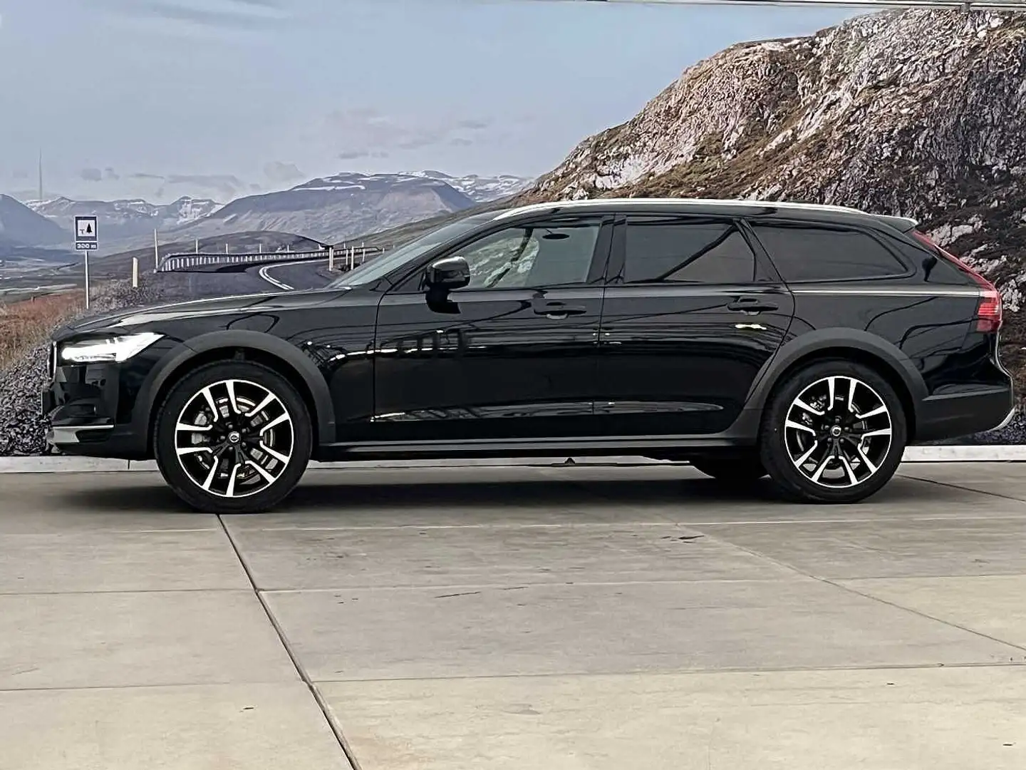 Volvo V90 Cross Country B5 AWD PLUS - 360° - 20' - ... Siyah - 2
