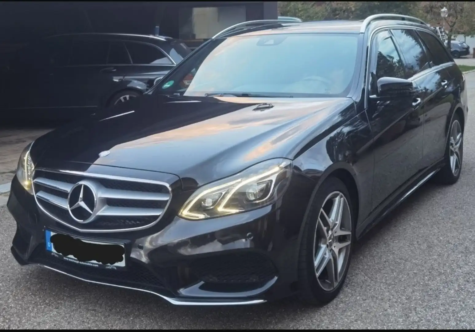 Mercedes-Benz E 350 E-Klasse T-Modell Diesel T BlueTEC 4Matic 7G-TRONI Czarny - 2