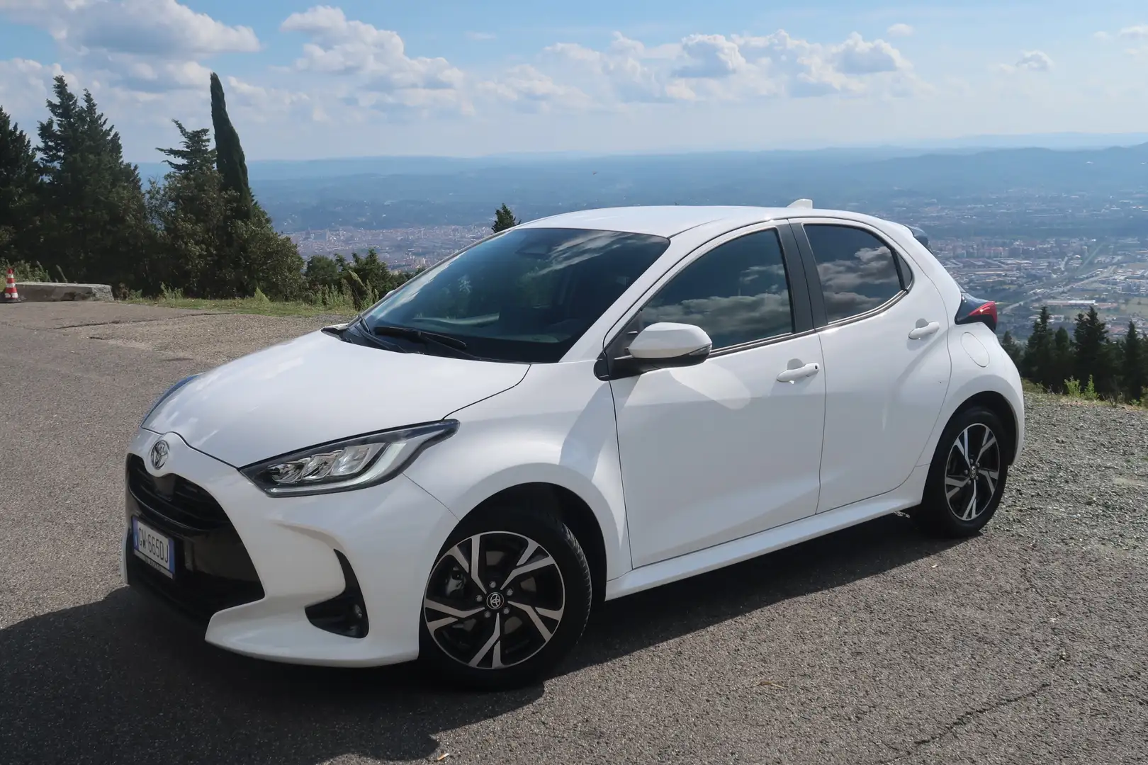 Toyota Yaris 1.5 Hybrid HEV Trend 2024 - 2