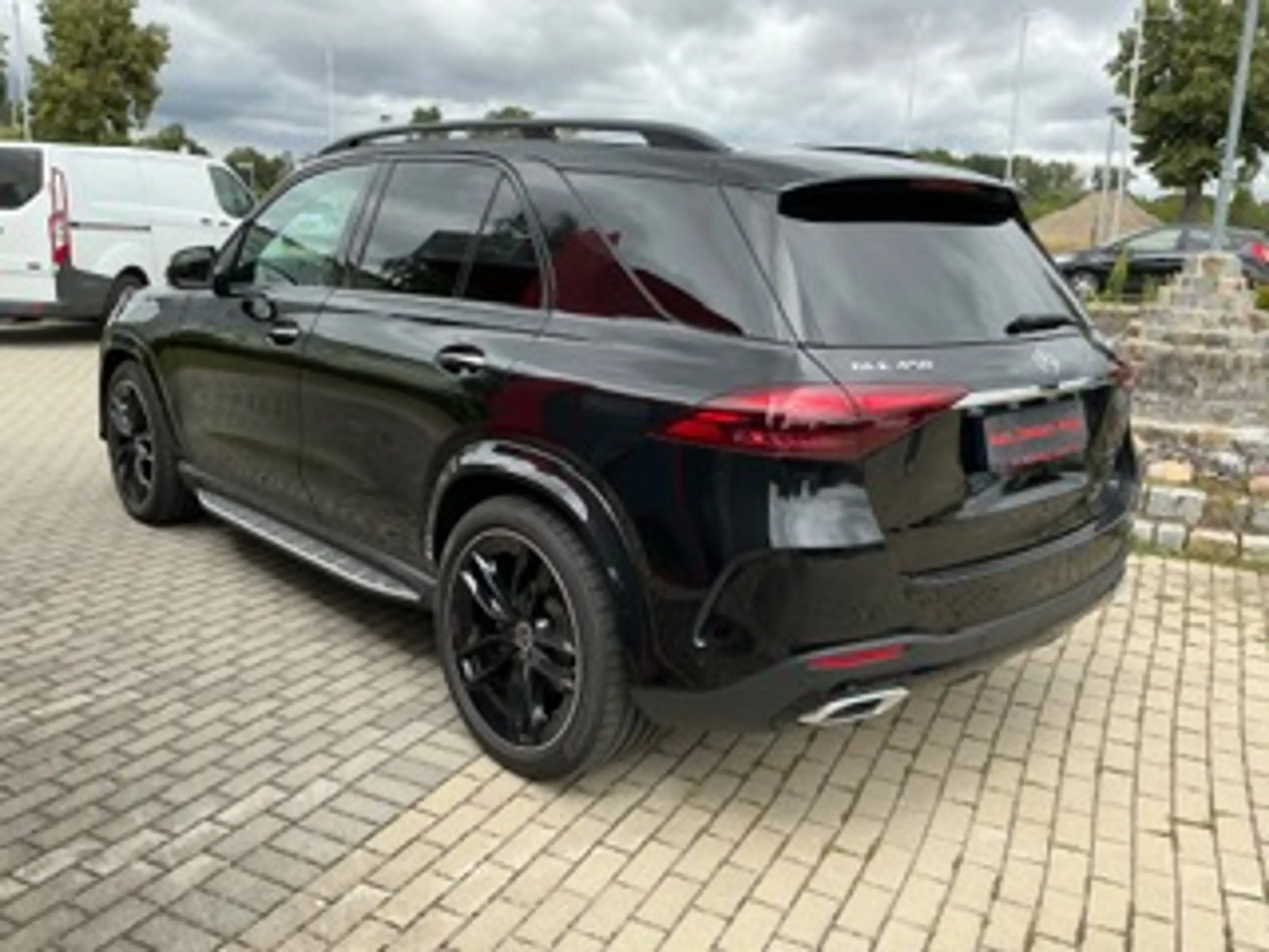 Mercedes-Benz GLE 450 GLE 4Matic 9G-TRONIC AMG Line Advanced Plus — photo 2