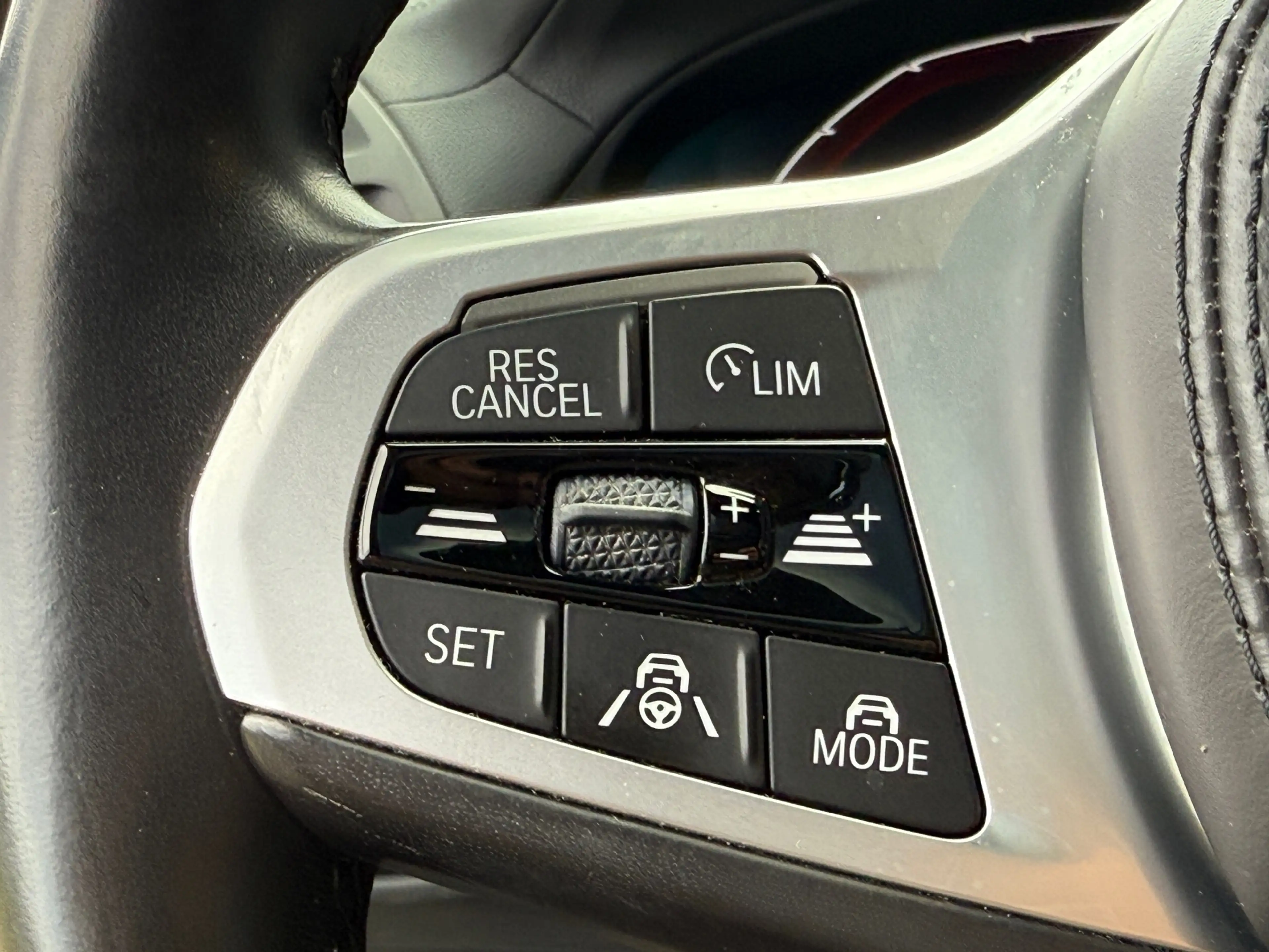 BMW iX3 Executive 80 kWh 98% SOH Shadow Line Pano|Leder|Tr — photo 23