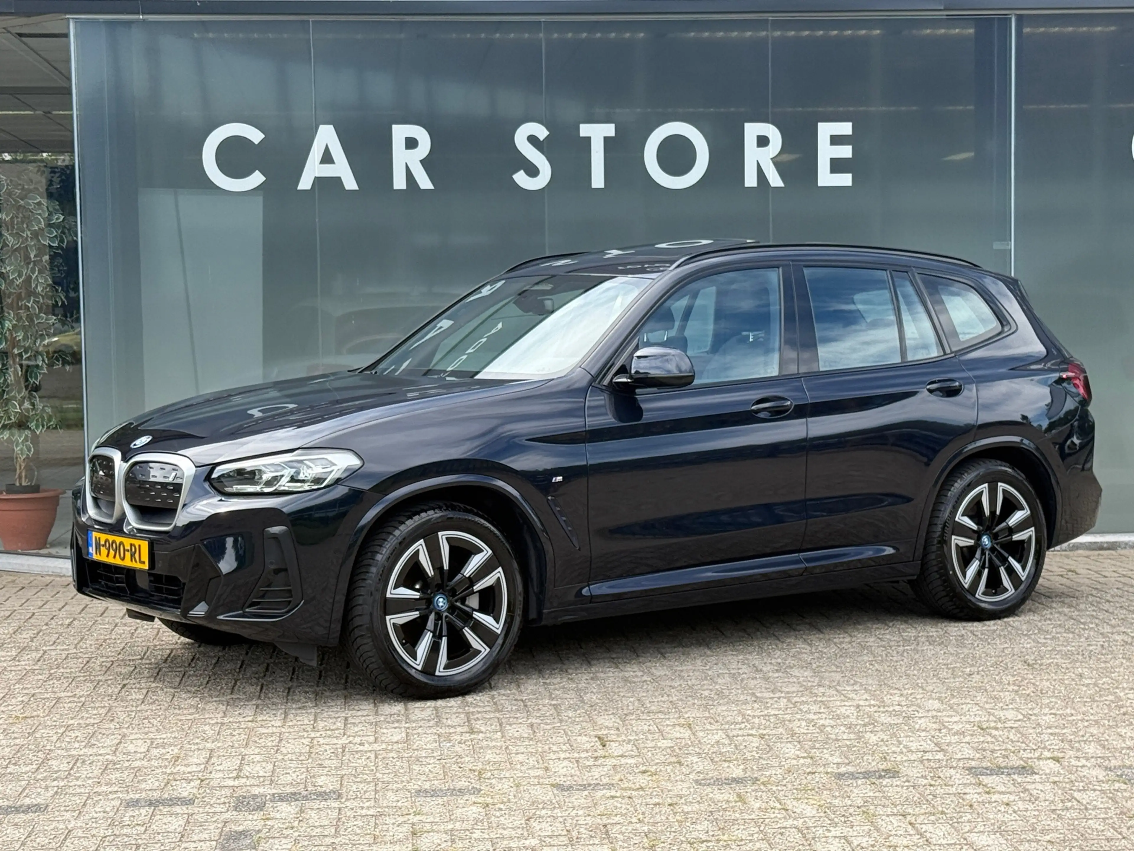 BMW iX3 Executive 80 kWh 98% SOH Shadow Line Pano|Leder|Tr
