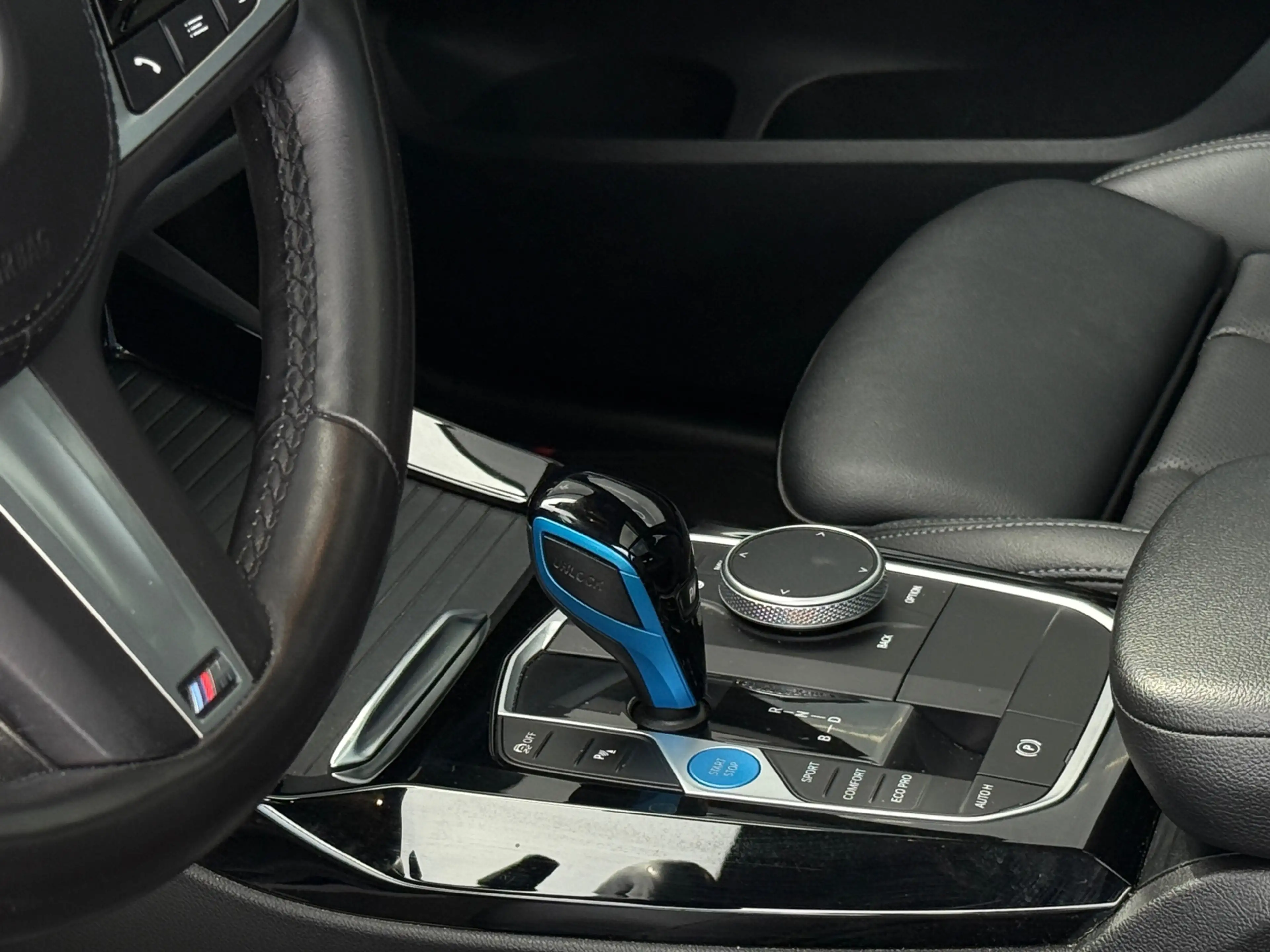 BMW iX3 Executive 80 kWh 98% SOH Shadow Line Pano|Leder|Tr — photo 21