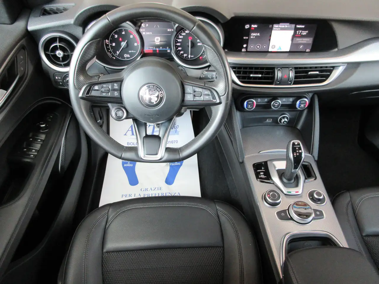 Alfa Romeo Stelvio 2022 — фото 10