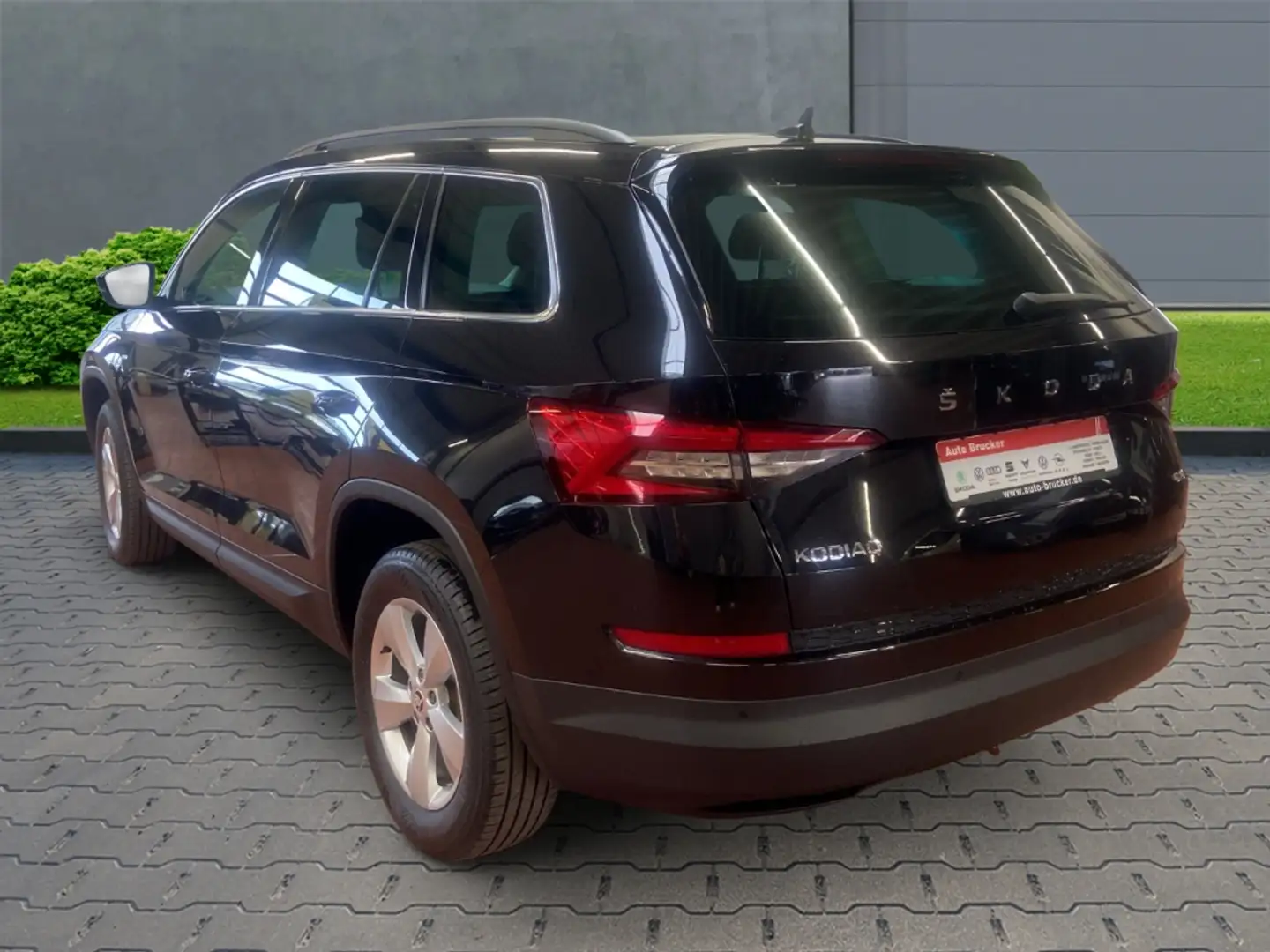 Skoda Kodiaq Drive 125 4x4 2.0 TDI+Alufelgen+Navi+Klimaautomati Schwarz - 2