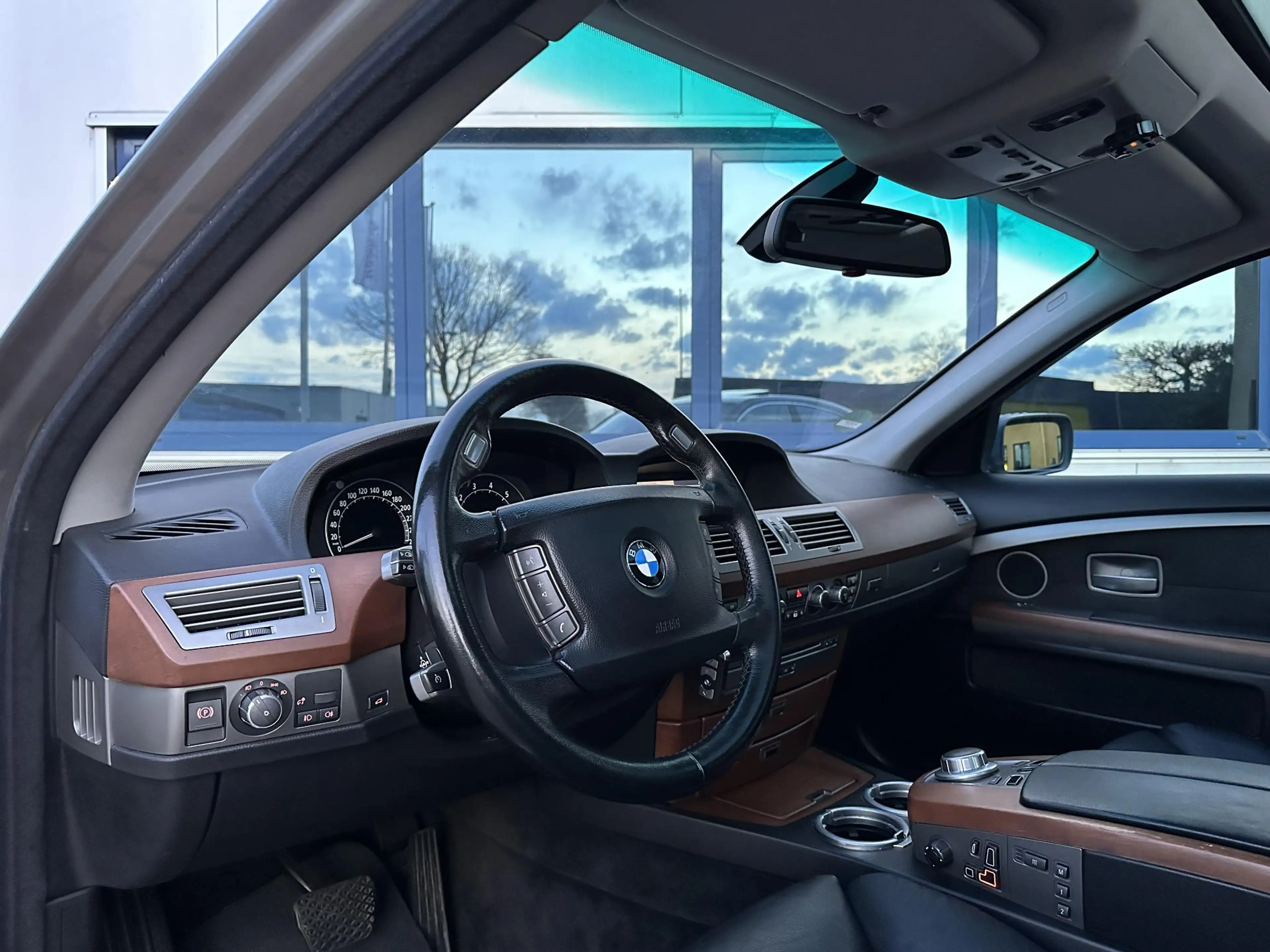 BMW 740 7-serie 740i l Gereviseerde motor l Goed onderhoud — photo 14