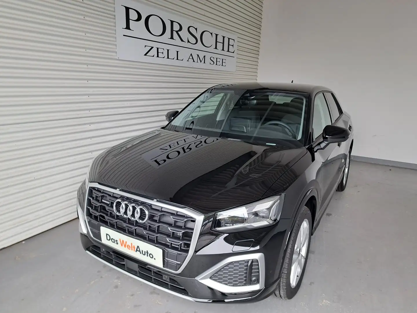 Audi Q2 35 TDI quattro admired Schwarz - 2
