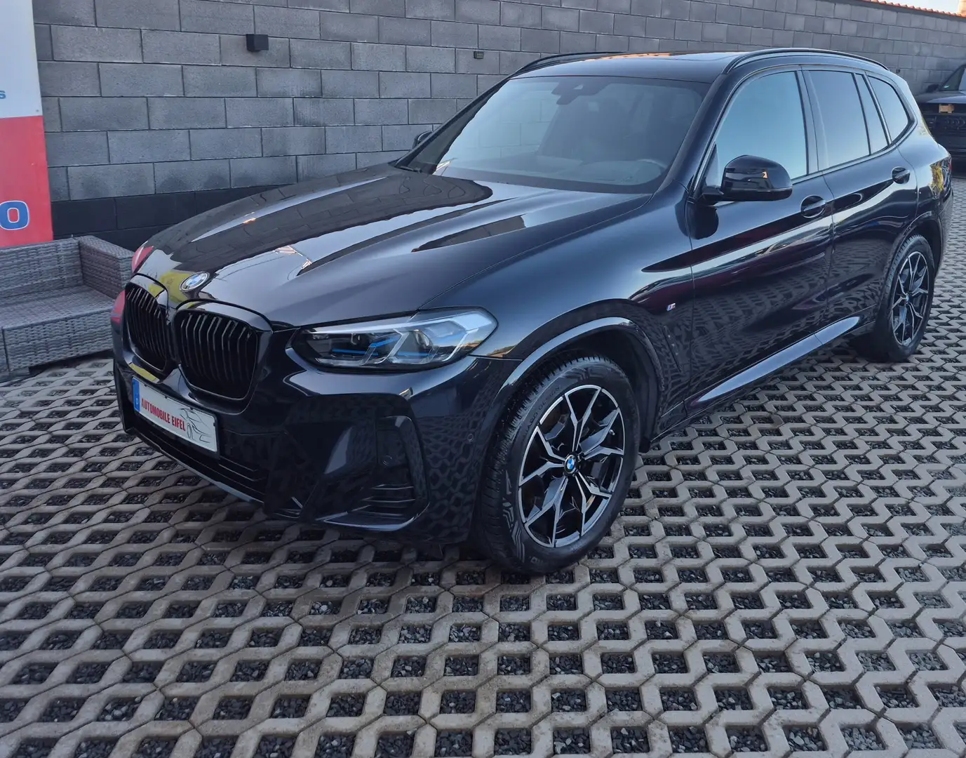 BMW X3 xDrive 20 d M Sport*LASER*PANO*HUD*ACC*AHK*HIFI* Schwarz - 1