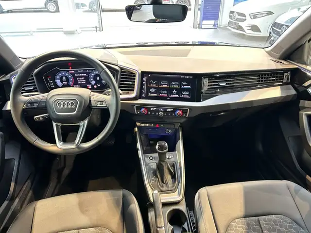 Audi A1 view 16