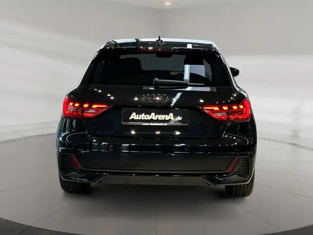 Audi A1 view 5