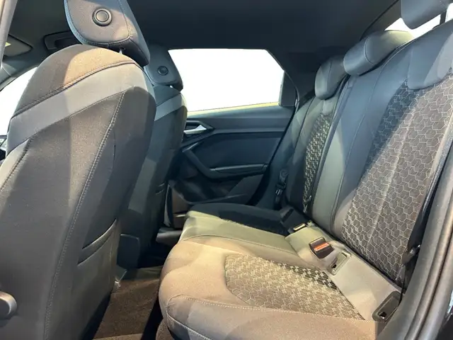 Audi A1 view 10