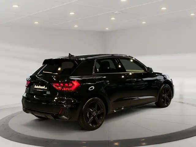 Audi A1 view 3