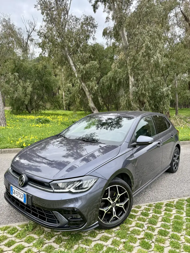 Volkswagen Polo Plus R-Line - 1