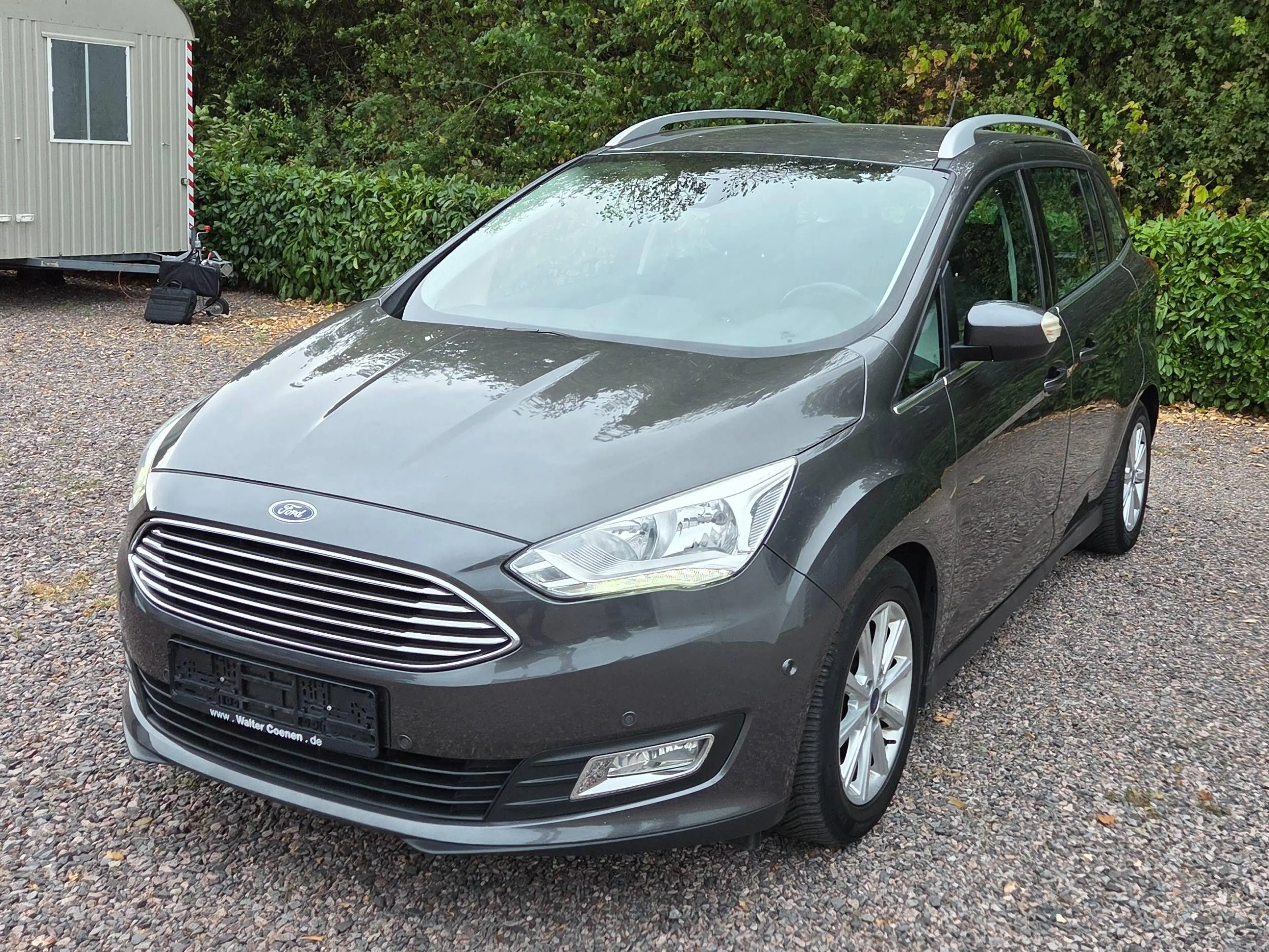 Ford Grand C-Max Titanium — photo 3