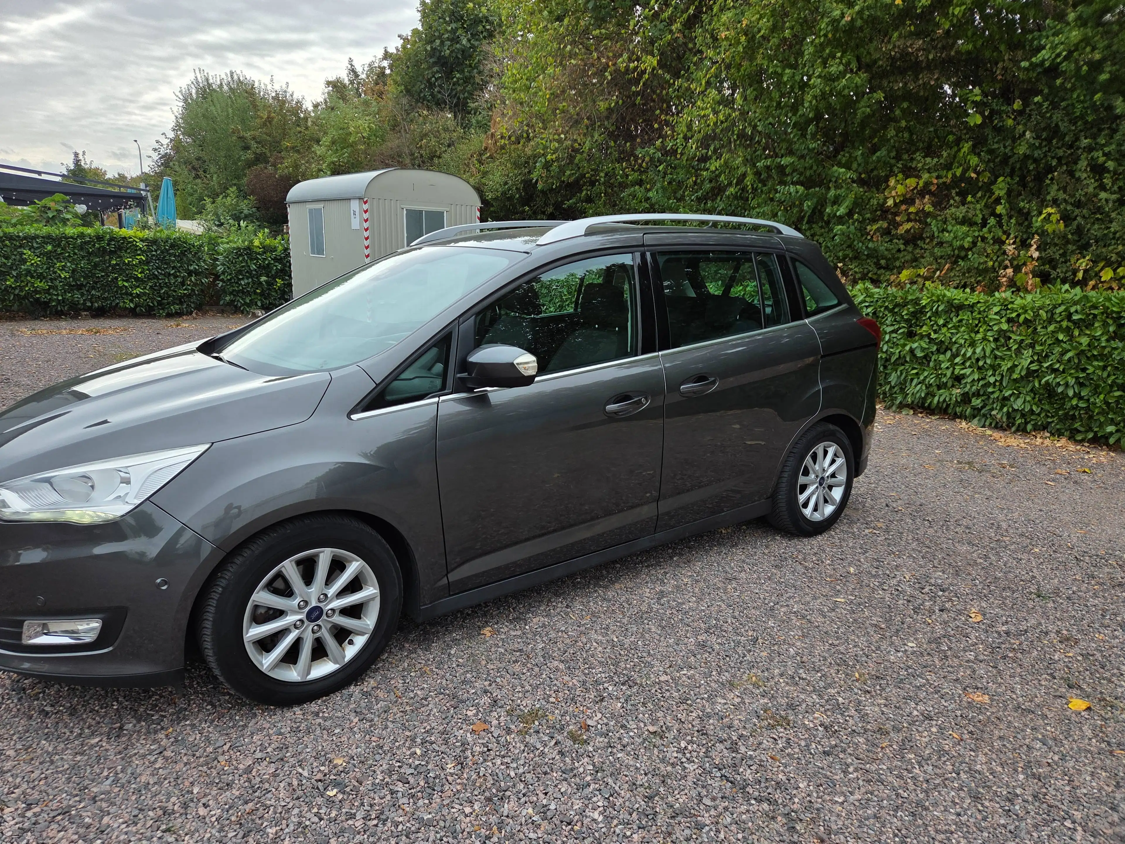 Ford Grand C-Max Titanium — photo 5