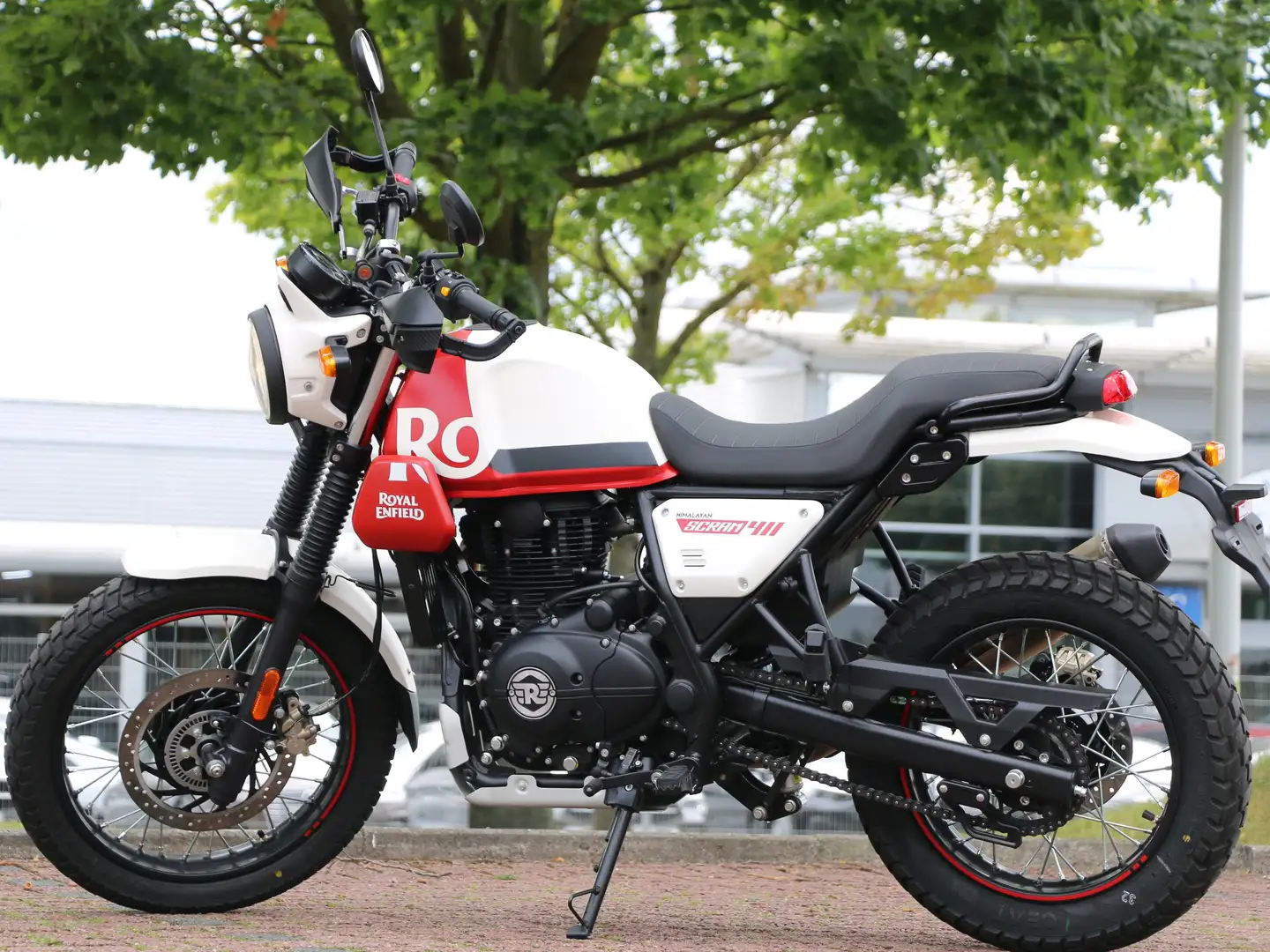 Royal Enfield Himalayan Scram 411 mit wenigen Kilometern Alb - 1